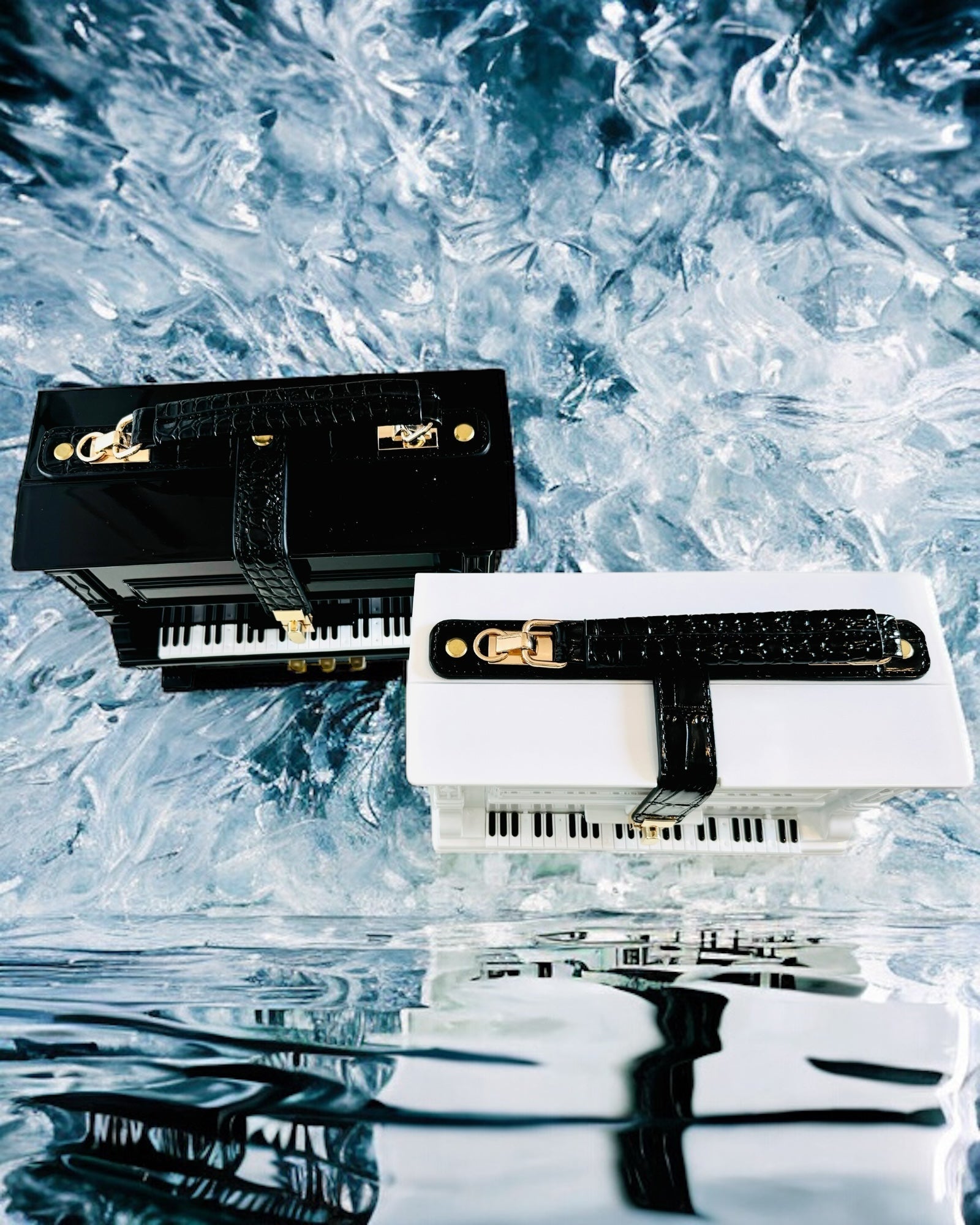 Damehåndtaske “Elegant Klaver” i Sort og Hvid