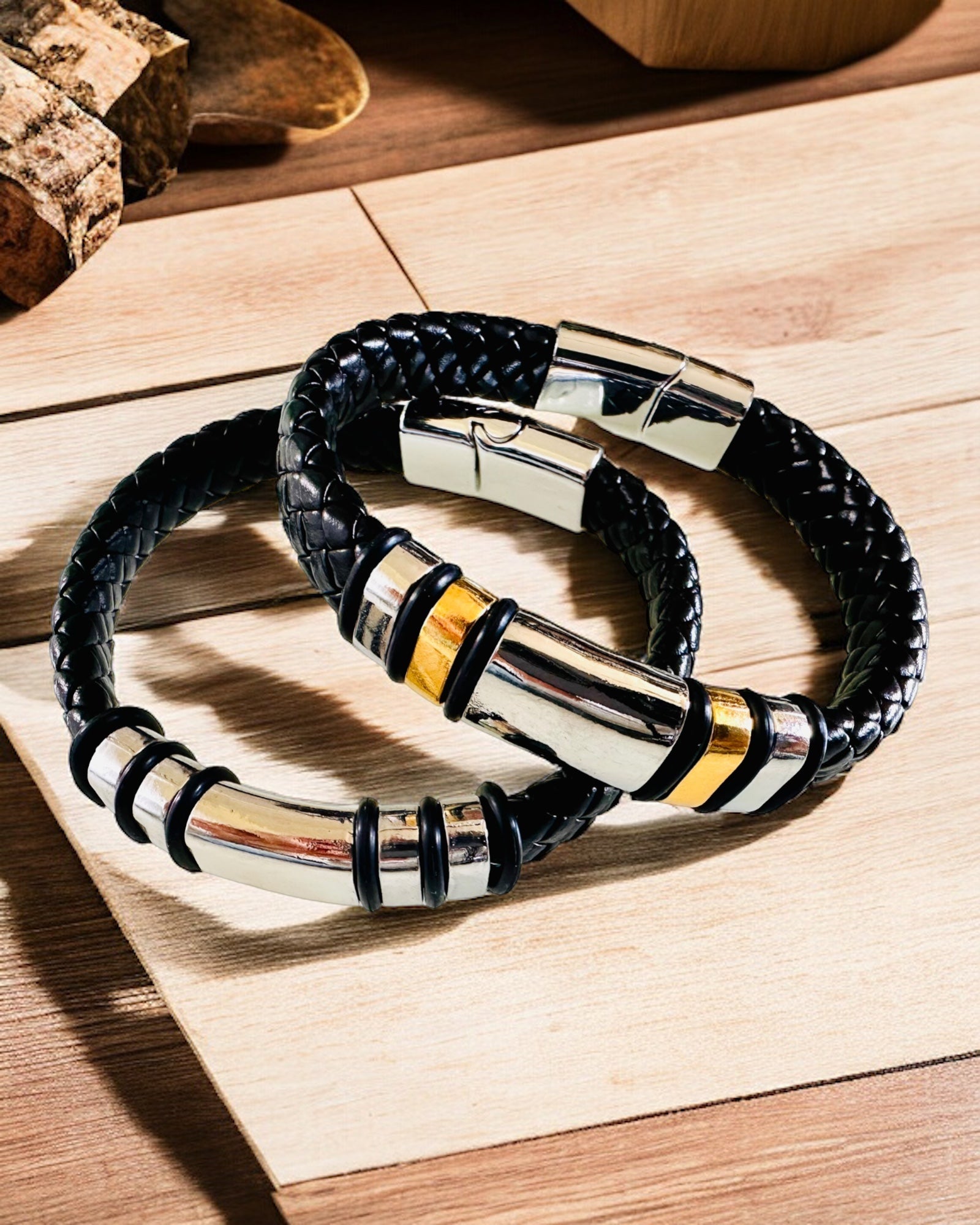 Moderne Hip Hop Armbånd til Mænd med Personlig Gravering og Magnetisk Lukning – Vælg Stil med Sølv- eller Gulddetaljer, 22cm PU Læder