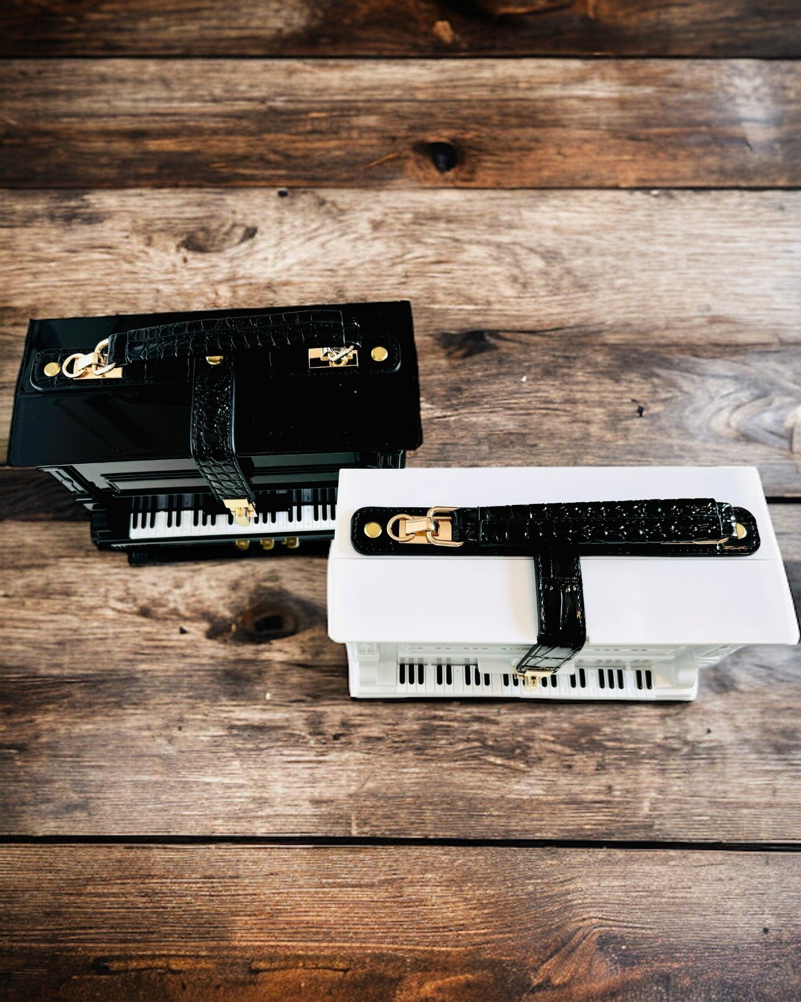 Damehåndtaske “Elegant Klaver” i Sort og Hvid