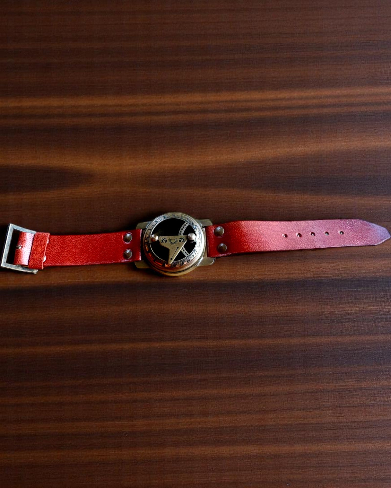 Solur med Kompas - Håndlavet, Autentisk Håndværk, mulighed for gravering