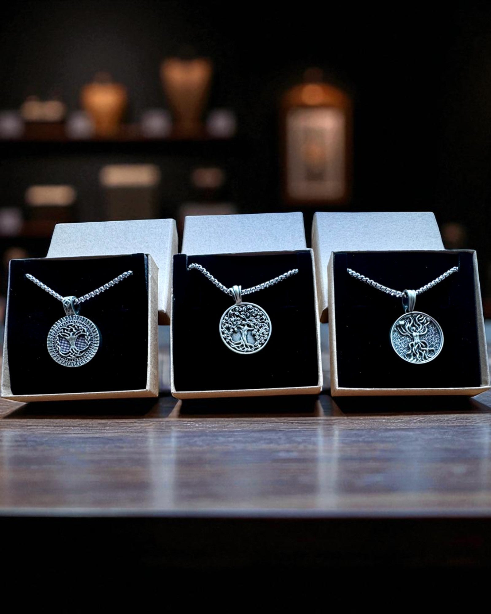 Amulet Livets Træ med Mulighed for Gravering - halskæde "Naturens Vitalitet", personalisering