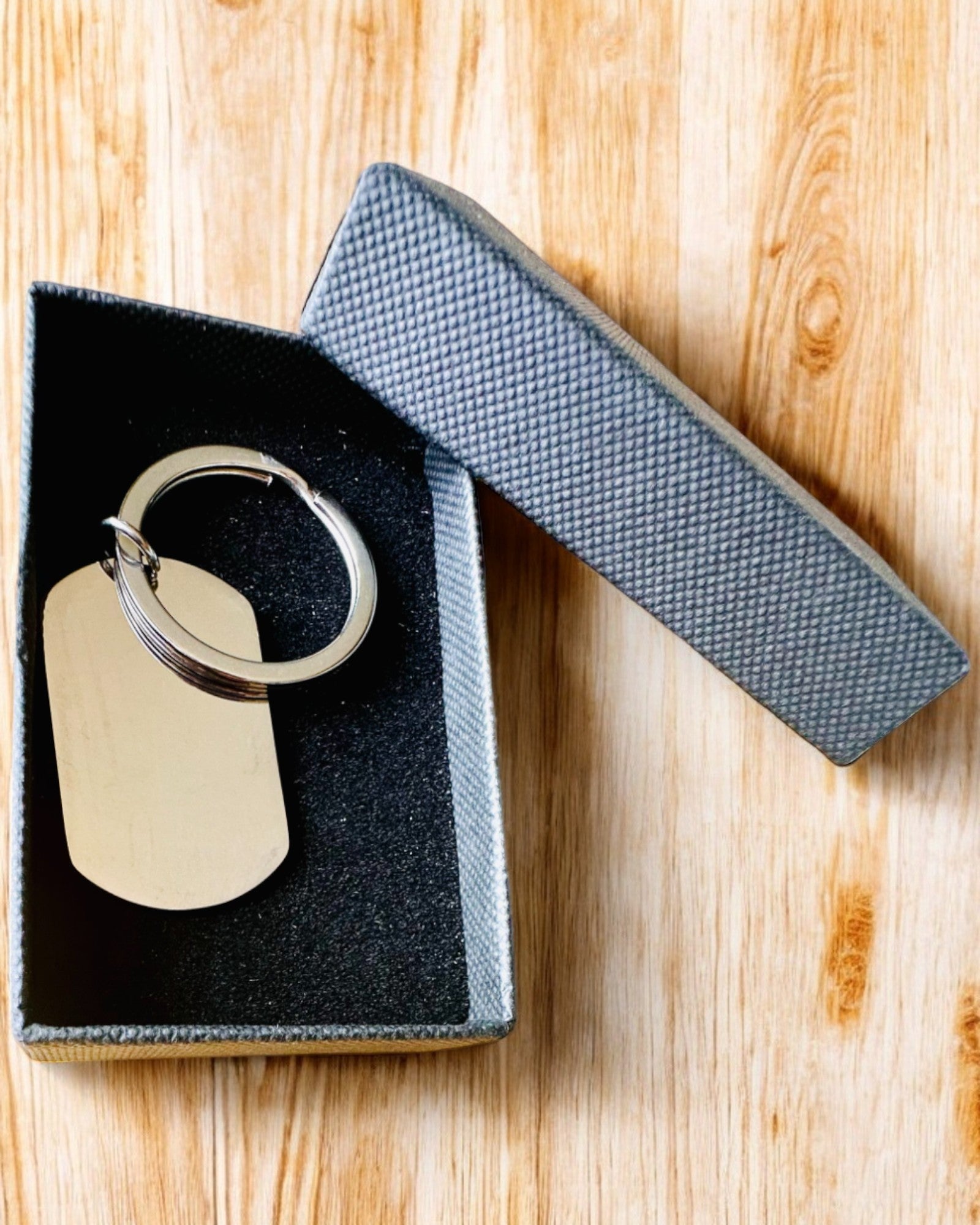 Militær ID Nøglering "Hundetegn" i Rustfrit Stål – Personlig Gravering