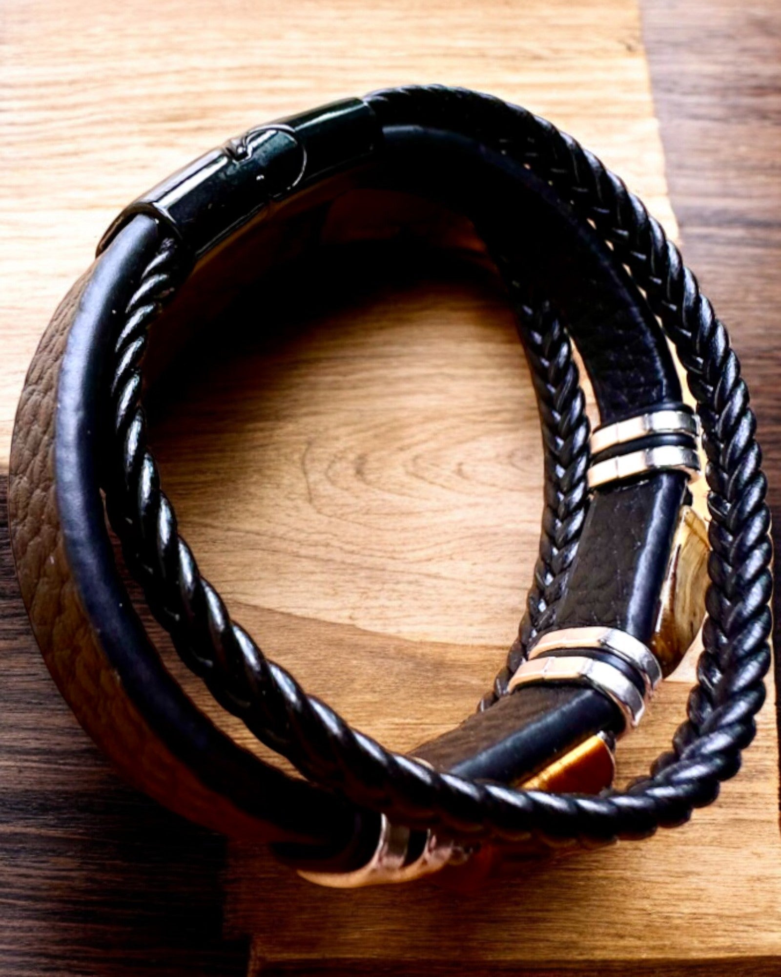 Armbånd "Tigerøje" med mulighed for personalisering som gave