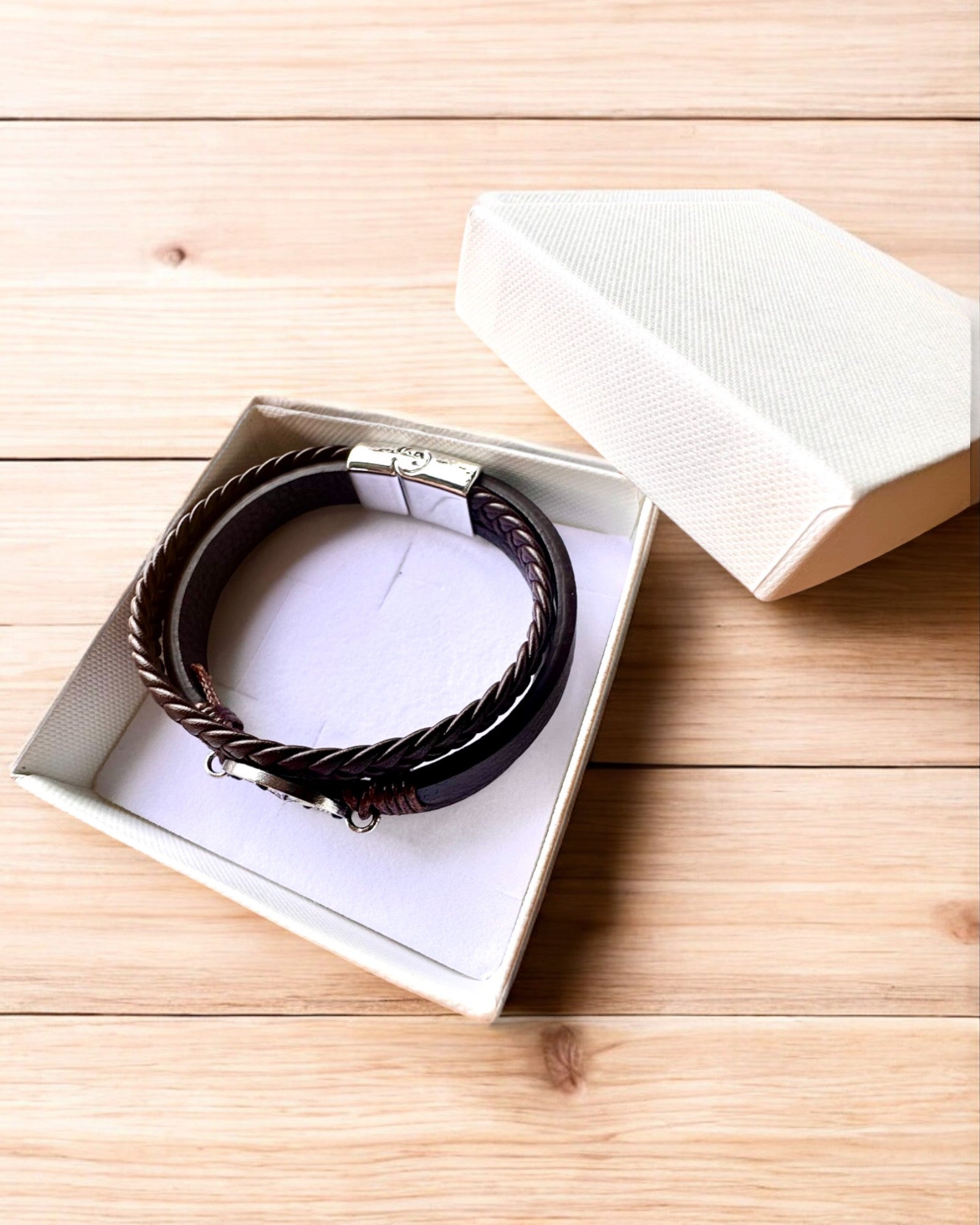 Bransoletka "Compass Adventure" - mulighed for personlig gravering som gave, 2 farvevarianter at vælge imellem