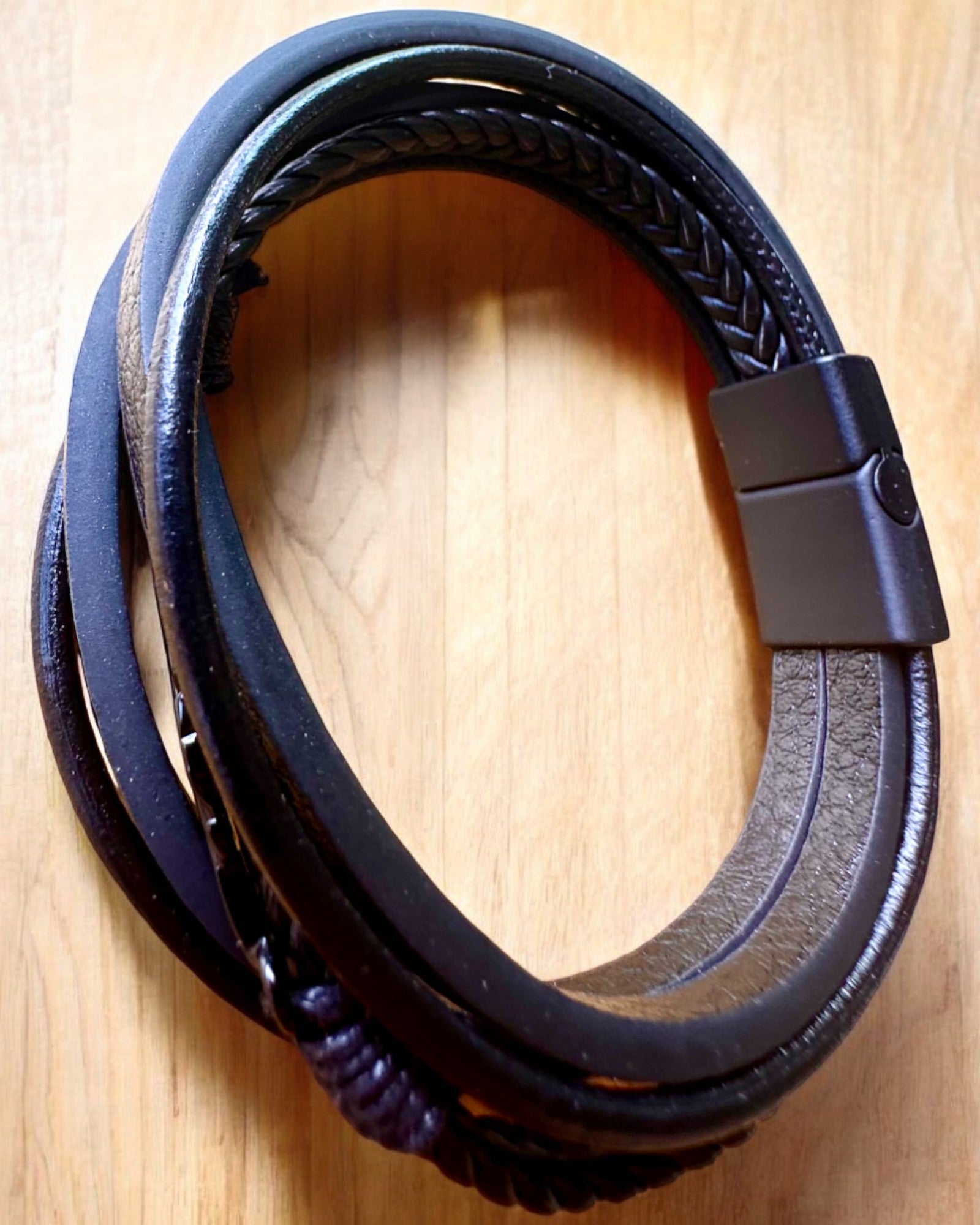 Bracellet "Orzeł" med mulighed for gravering, 3 farvevarianter