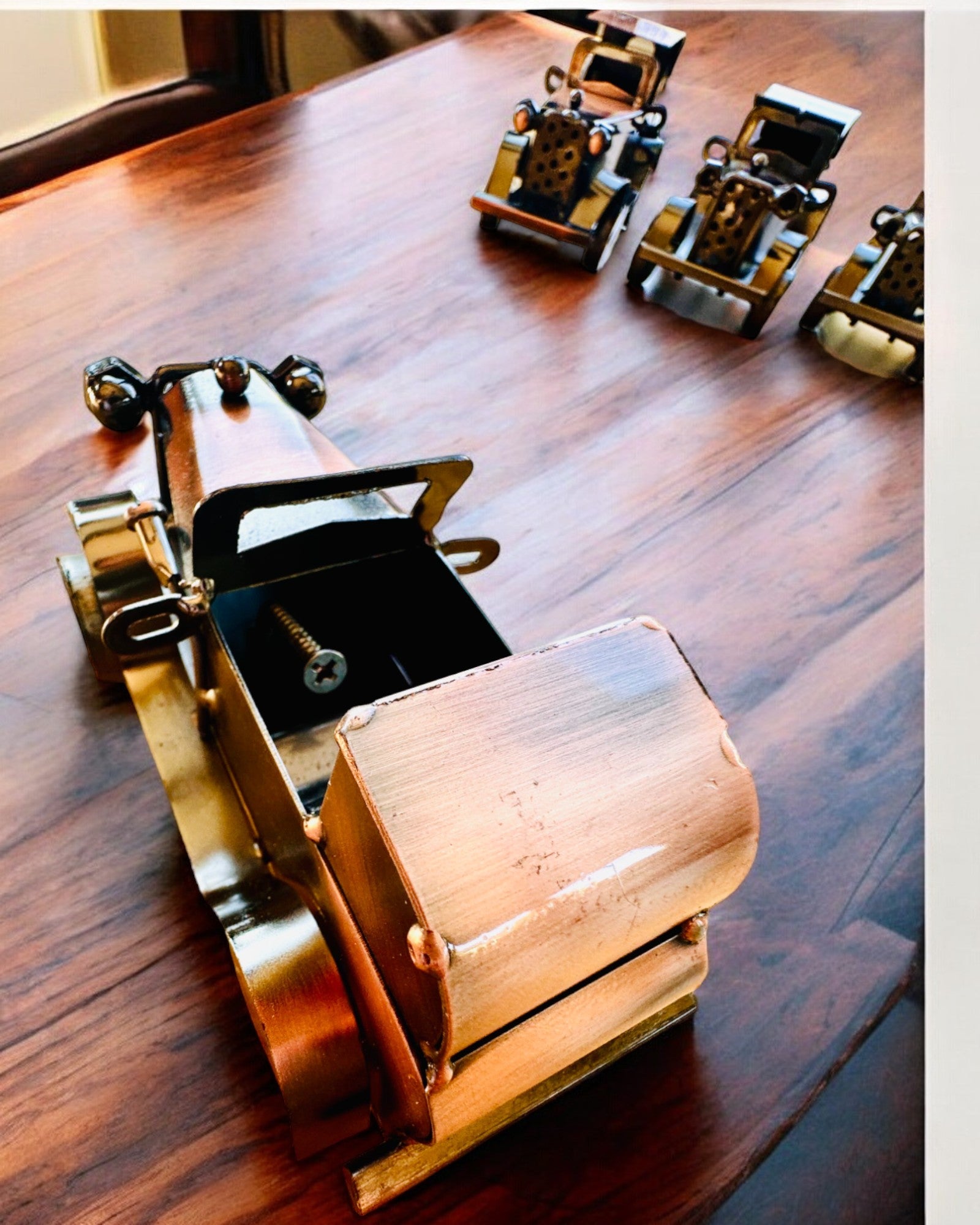 Retro klassisk bil, bil, af jern - "Vintage Drive" kollektion, bilmodel, personliggørelse med gravering som gave