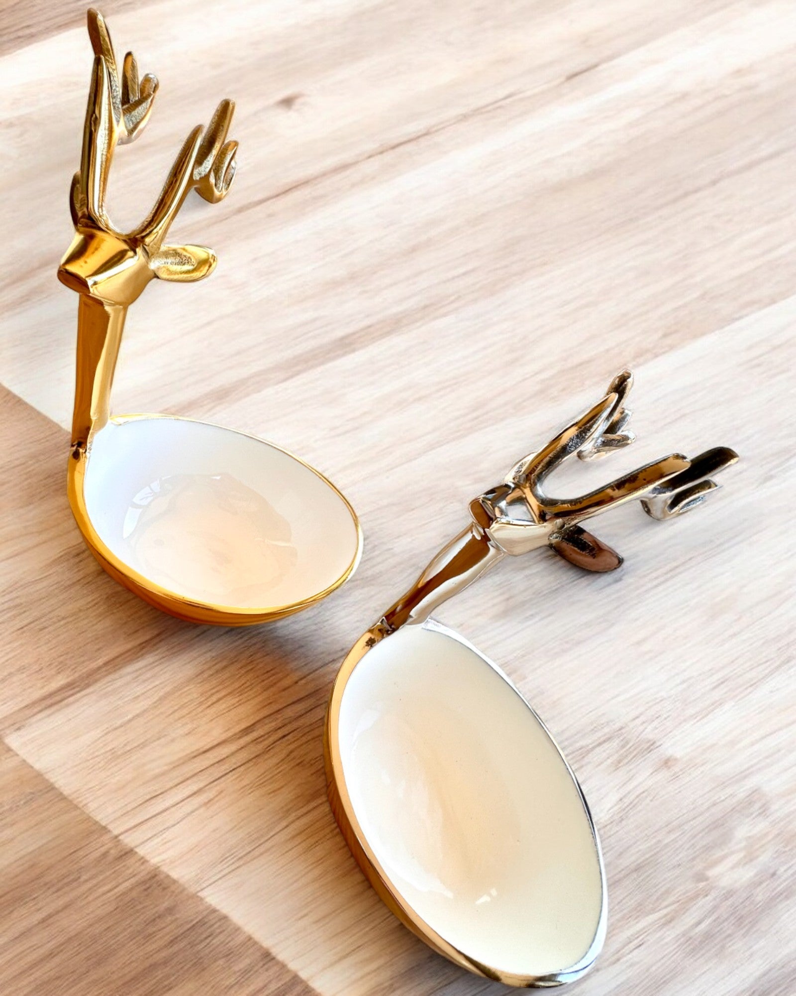 Elegant skål Hornet Skønhed – Håndværk fra Indien, personalisering med gravering