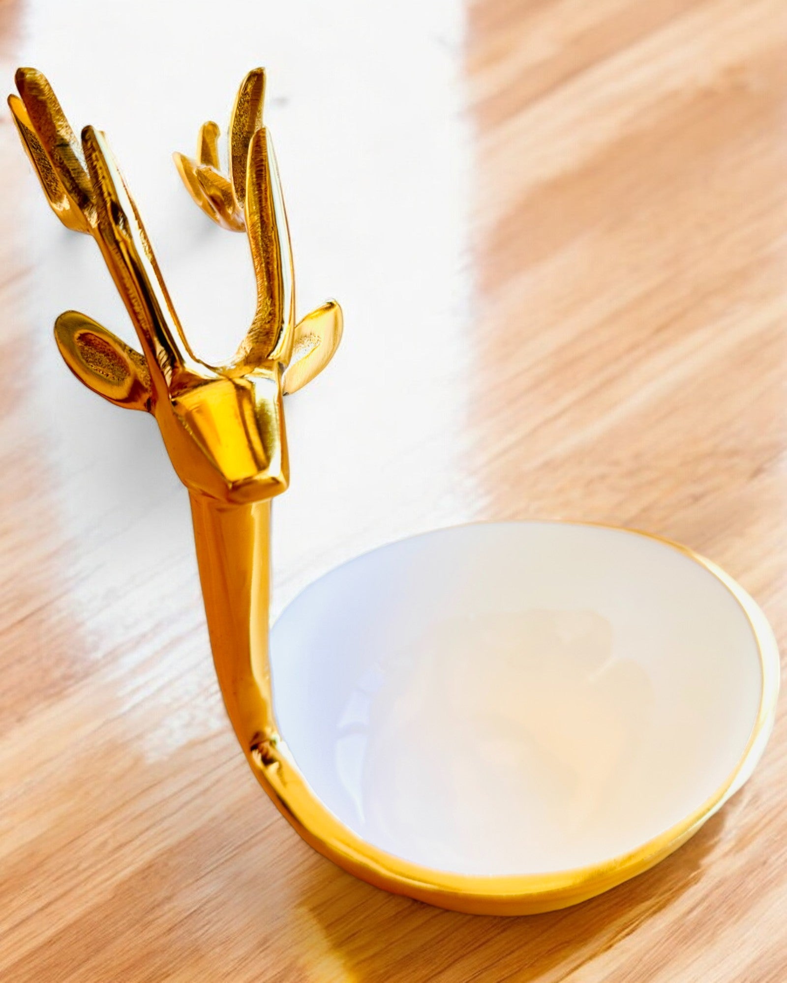 Elegant skål Hornet Skønhed – Håndværk fra Indien, personalisering med gravering