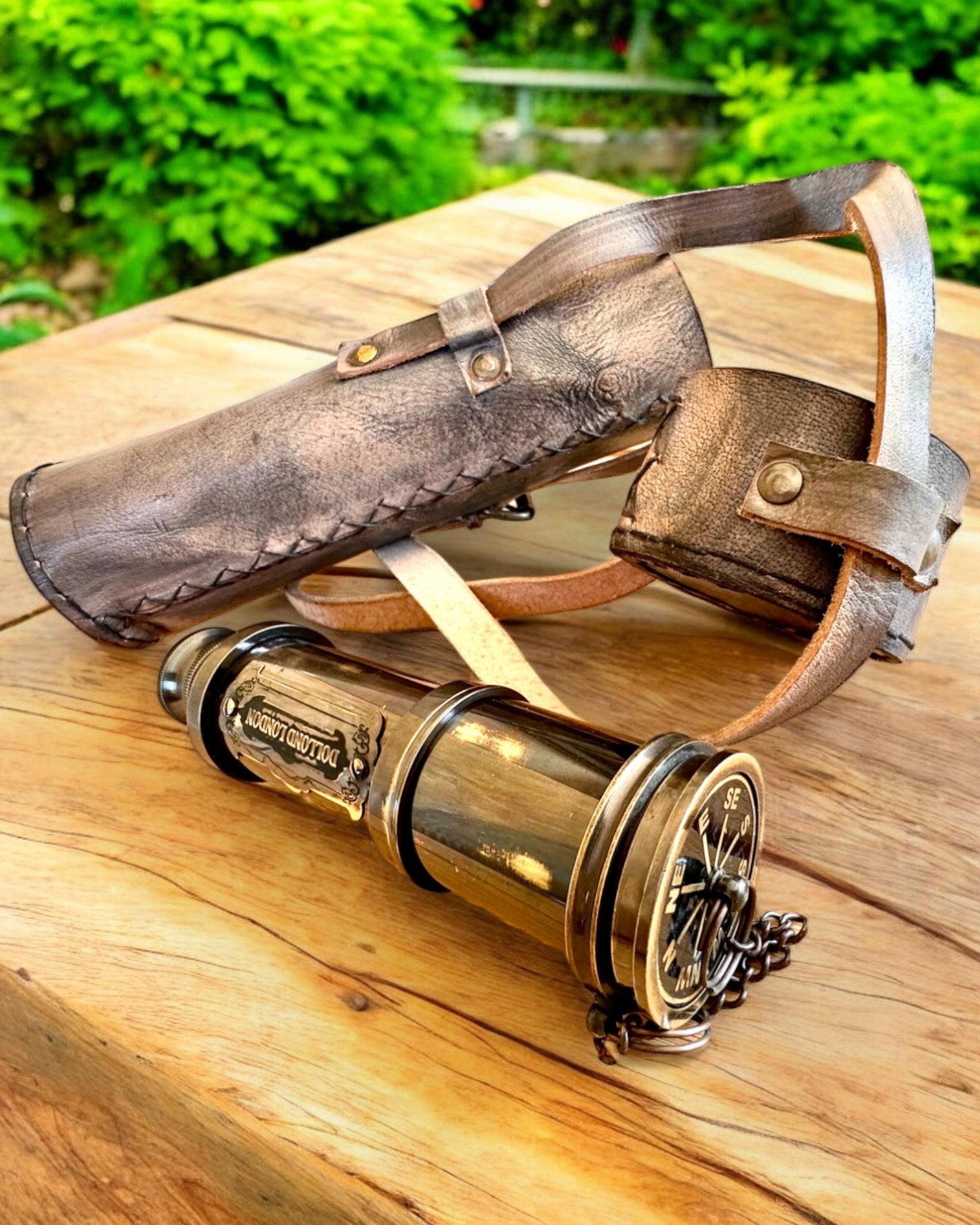Premium Luneta "Voyager" med Graveret Kikkert og Etui af Naturlæder, mulighed for personlig gravering som gave