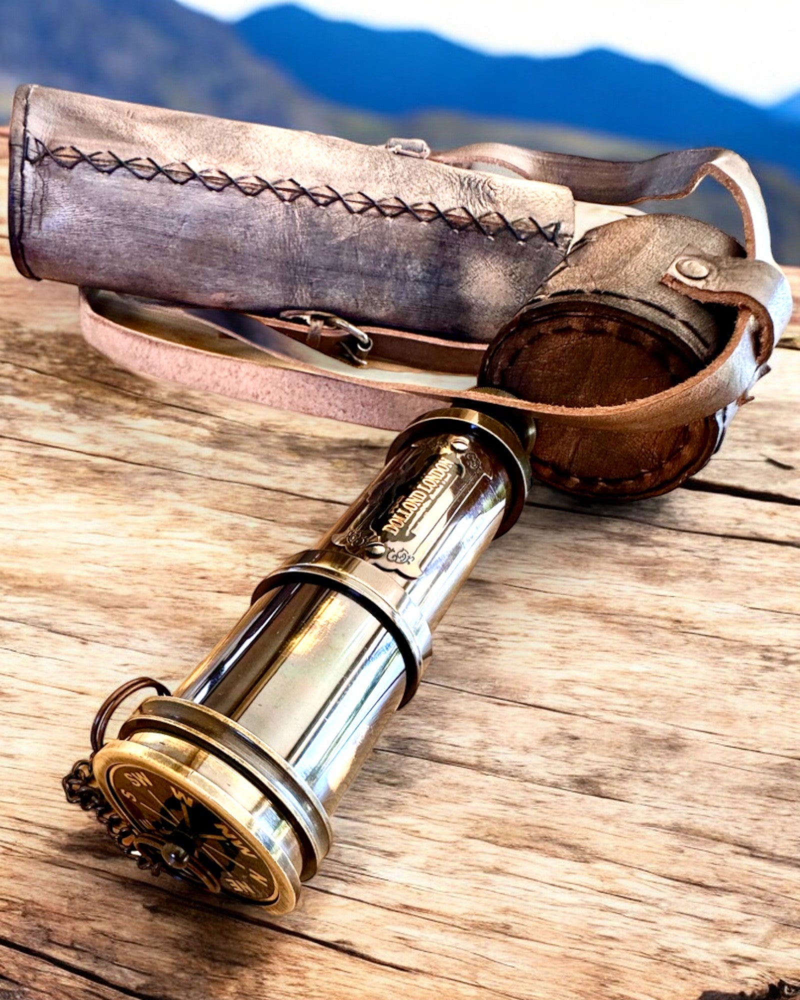 Premium Luneta "Voyager" med Graveret Kikkert og Etui af Naturlæder, mulighed for personlig gravering som gave
