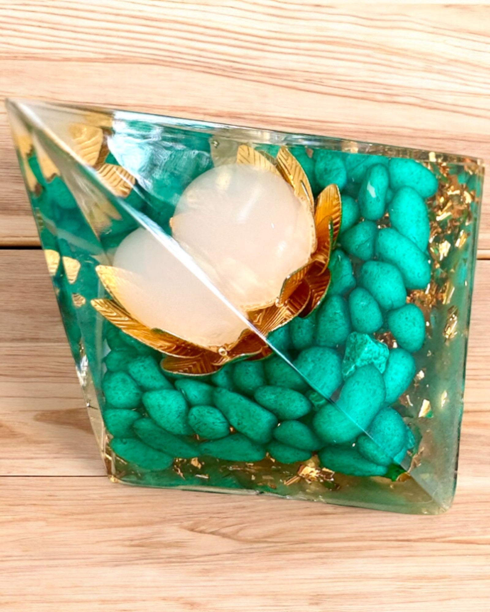 Orgonitisk energipyramide "Harmonia Turmalinu"