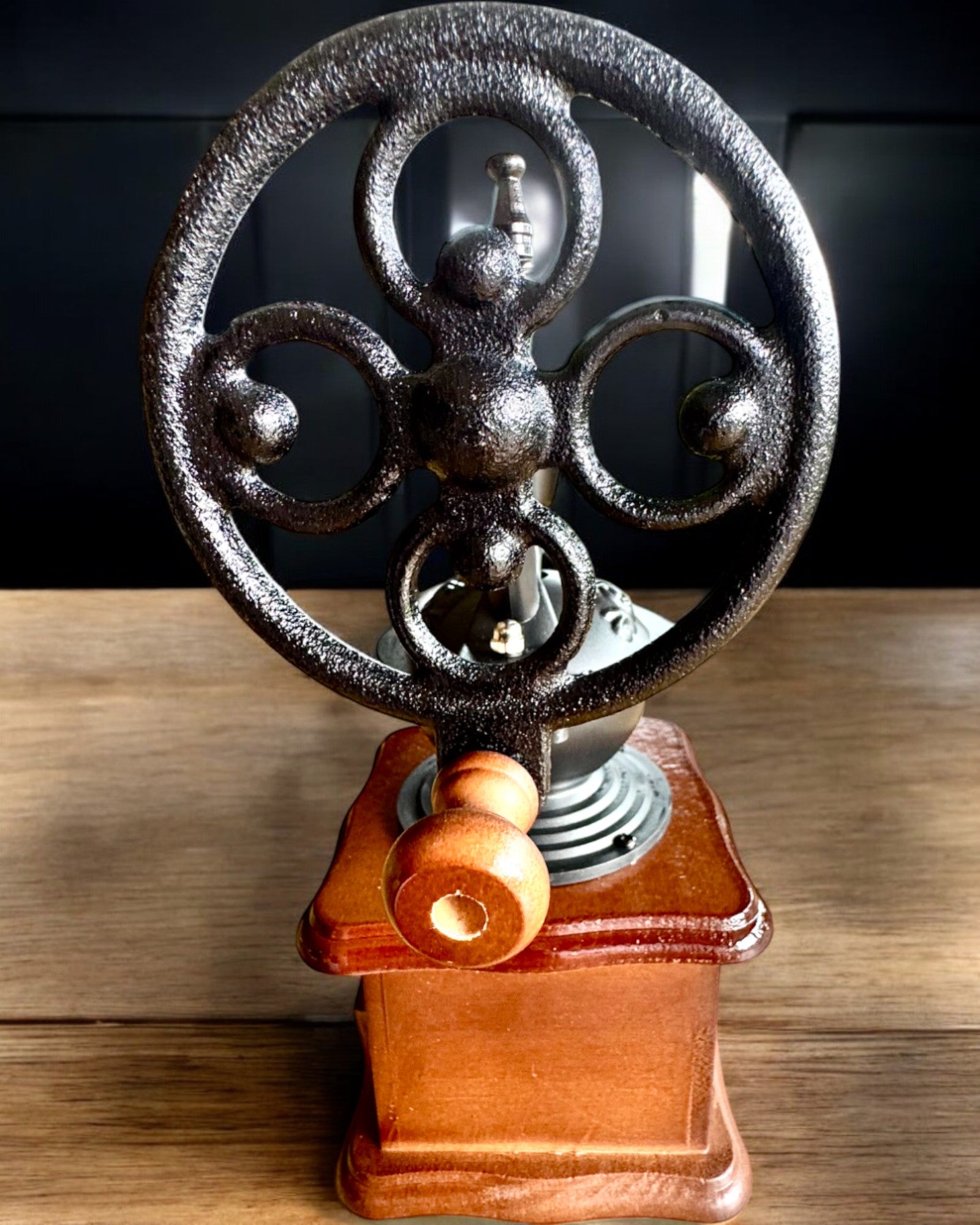 Retro kaffemølle „Vintage Café” 27 cm høj, med mulighed for personliggørelse med gravering som gave