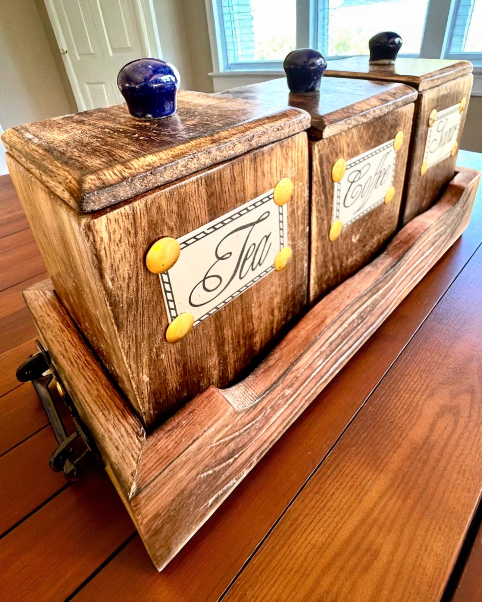 Sæt Royal Trio – Te, Kaffe, Sukker af Shisham-træ, håndlavet, med mulighed for gravering som gave