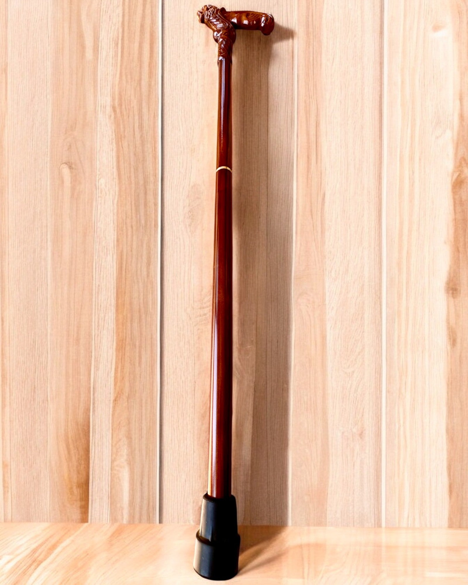 'Laska Spacerowa 'Laska "Król Dżungli", drewniana, mulighed for personliggørelse med gravering'