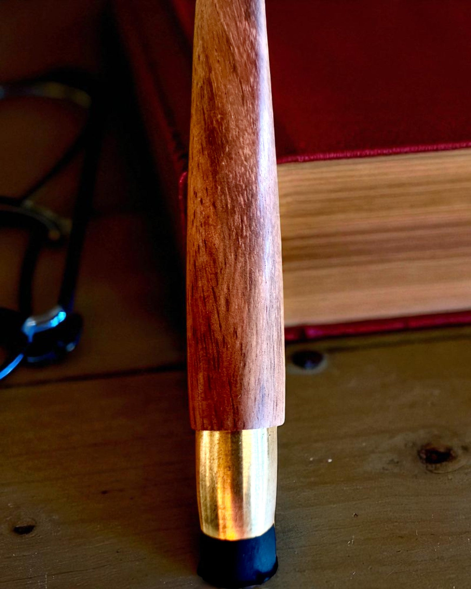 Navigatorstok 2.0 med kompas og skjult kikkert, mulighed for personlig gravering som gave