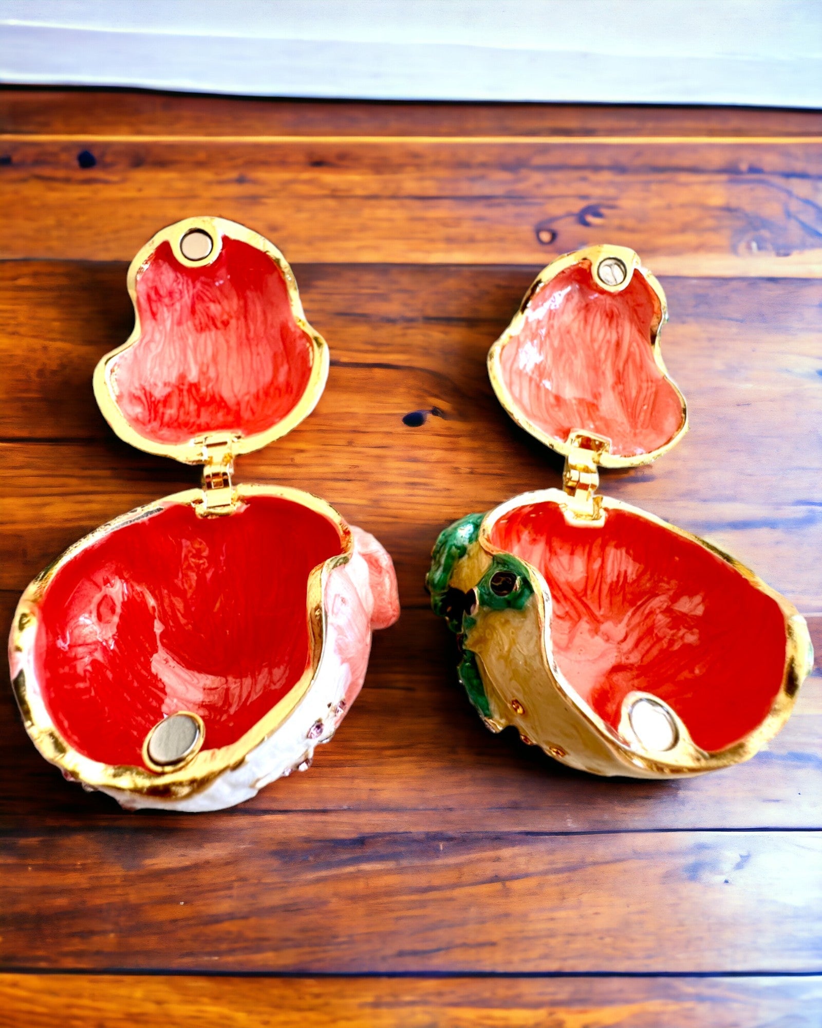 Elegant dekorativ æske "Żabi Skarb" til gave med personalisering, med mulighed for gravering