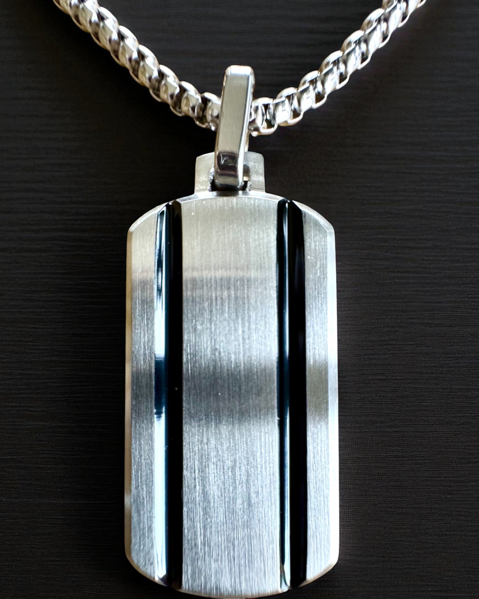 Herrehalskæde Dog Tag „SteelVision” – rustfrit stål, 15 varianter, tilpasning med gravering