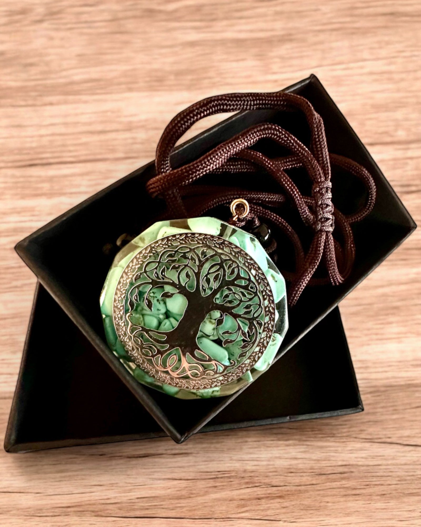 Amulet "Drzewo Życia" med turkis – Din personlige styrke, halskæde til gave, personalisering med gravering