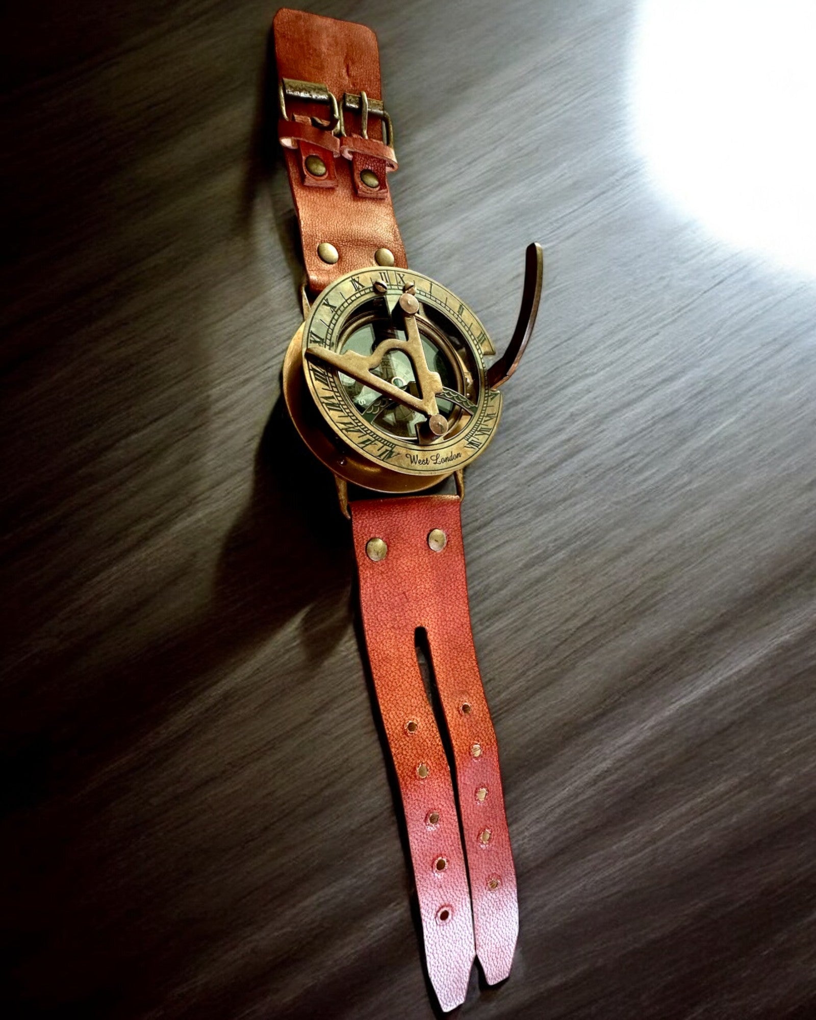 Solur "Antik Kompas", armbåndsur med kompas, mulighed for personlig gravering