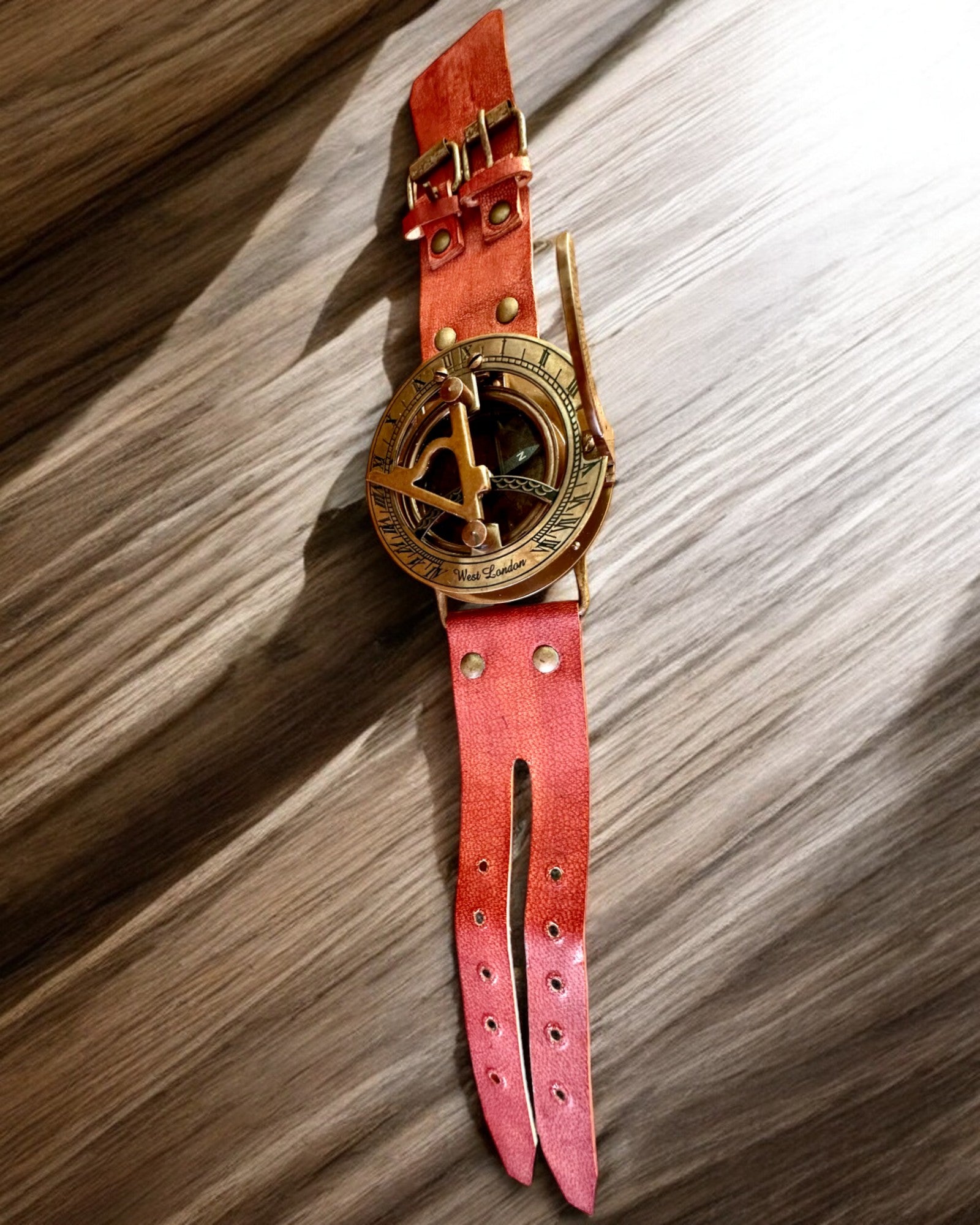 Solur "Antik Kompas", armbåndsur med kompas, mulighed for personlig gravering