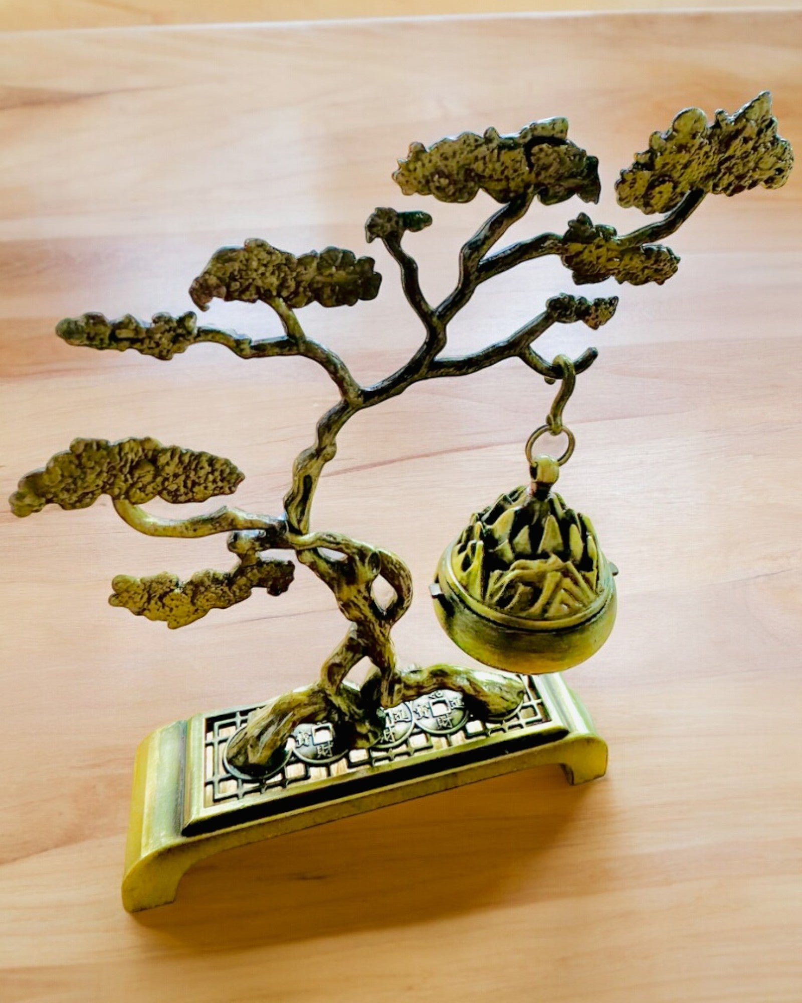Elegant Metal Røgelsesholder Bonsai - mulighed for personlig gravering som gave