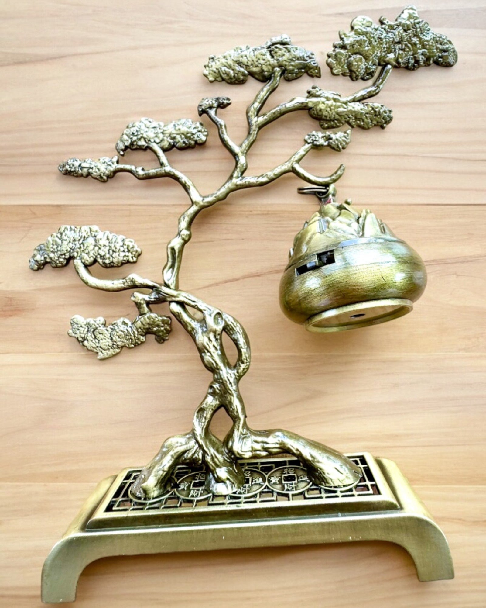 Elegant Metal Røgelsesholder Bonsai - mulighed for personlig gravering som gave