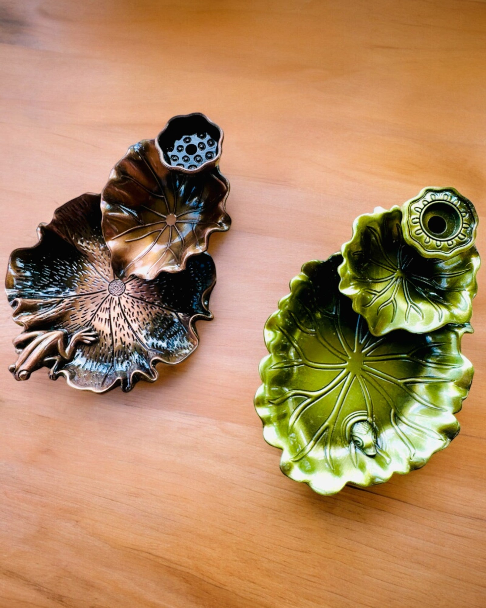 Elegant Metal Røgelsesholder Lotusblad - 4 varianter at vælge imellem, mulighed for personlig gravering som gave