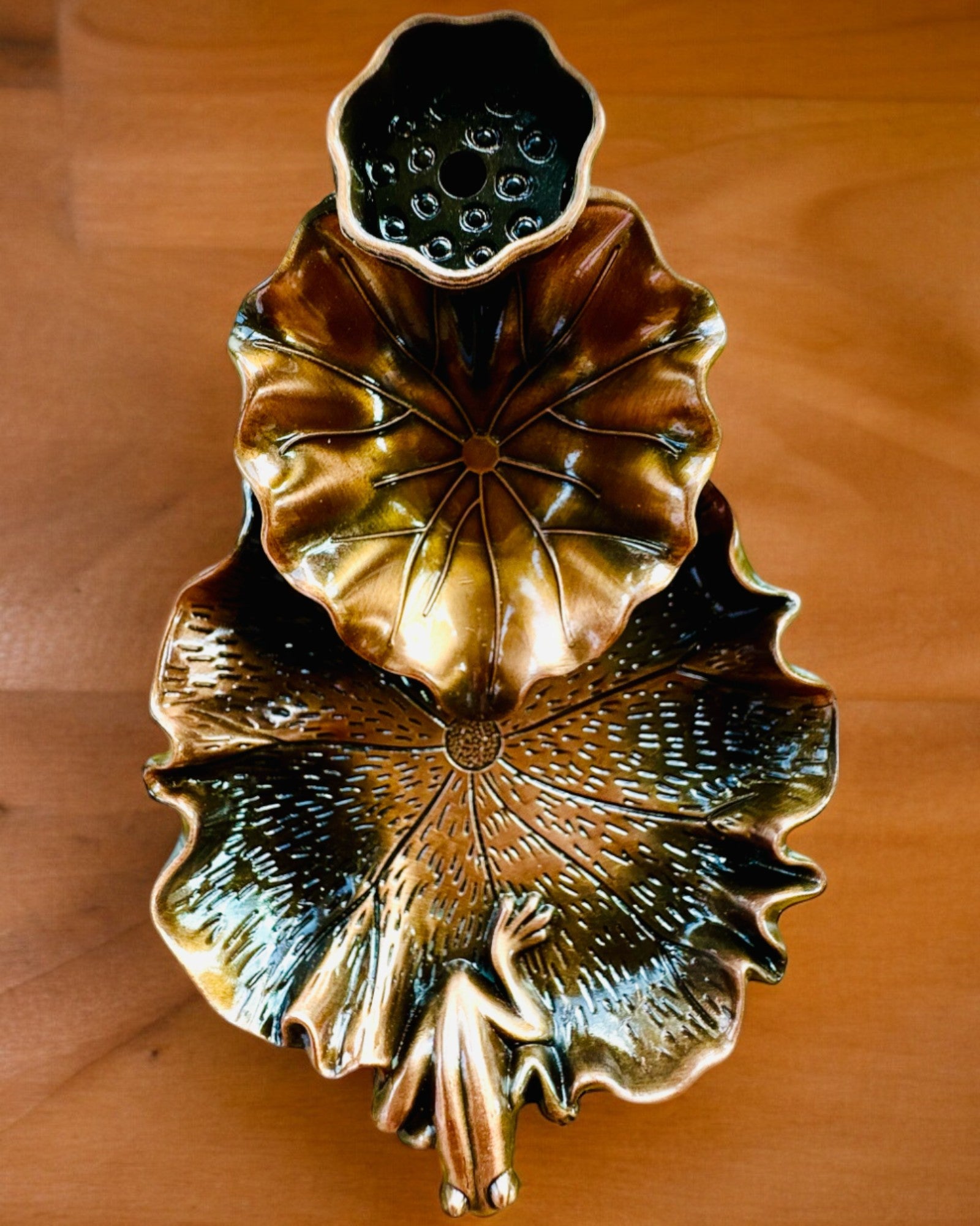 Elegant Metal Røgelsesholder Lotusblad - 4 varianter at vælge imellem, mulighed for personlig gravering som gave