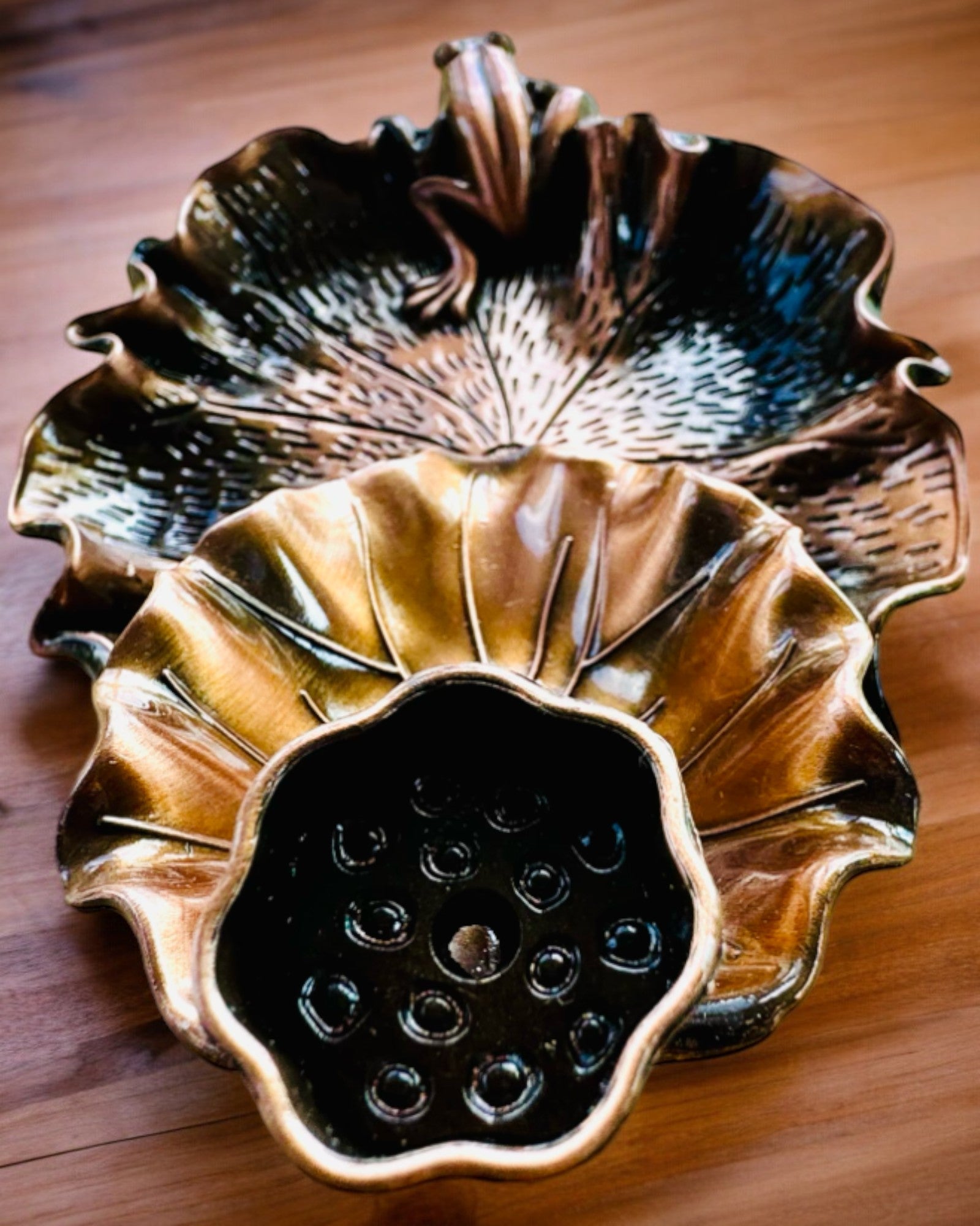 Elegant Metal Røgelsesholder Lotusblad - 4 varianter at vælge imellem, mulighed for personlig gravering som gave