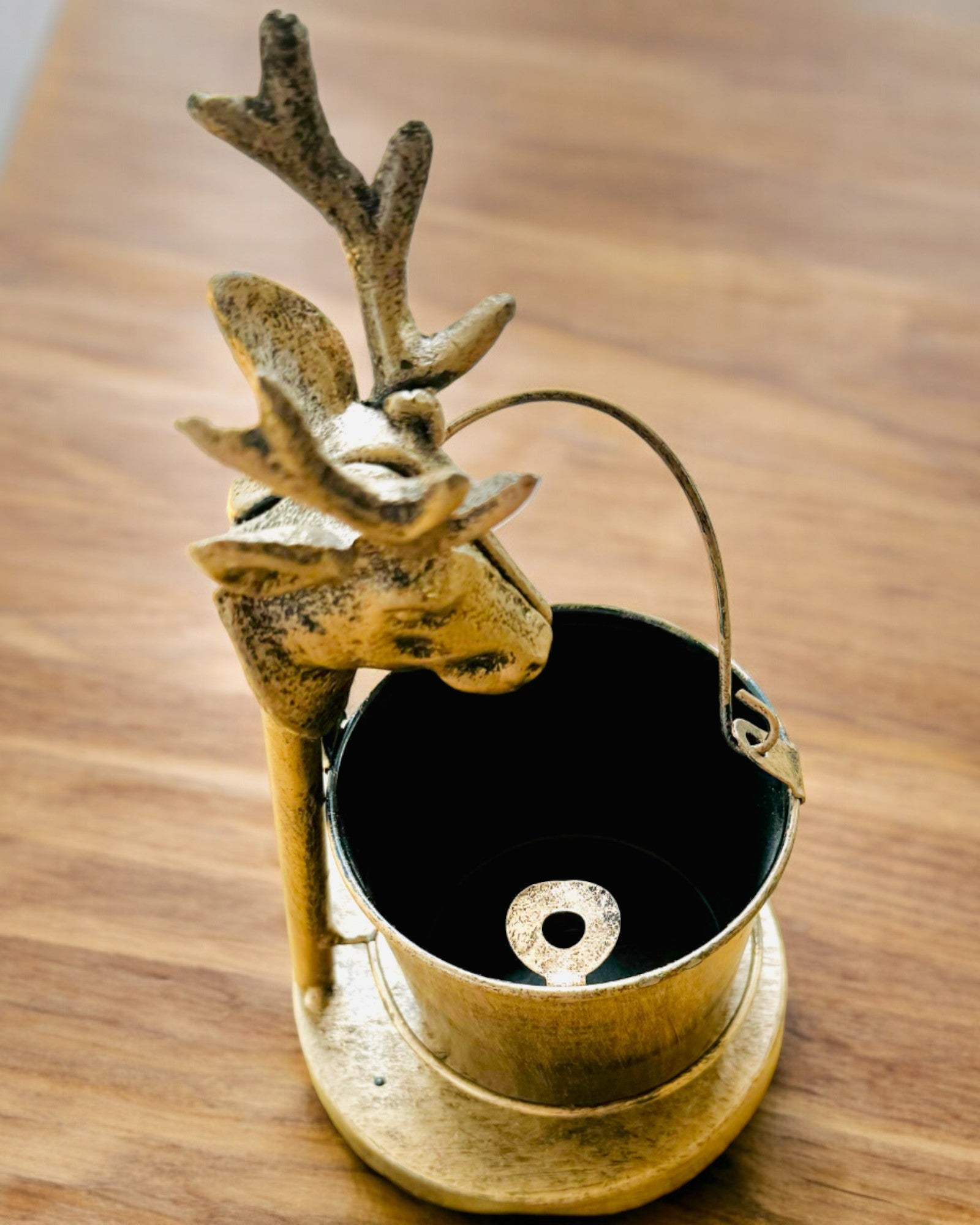 Stilfuld Metal Askebæger "Rustic Charm" 19-23 cm i højden, 8 varianter at vælge imellem, gravering på forespørgsel