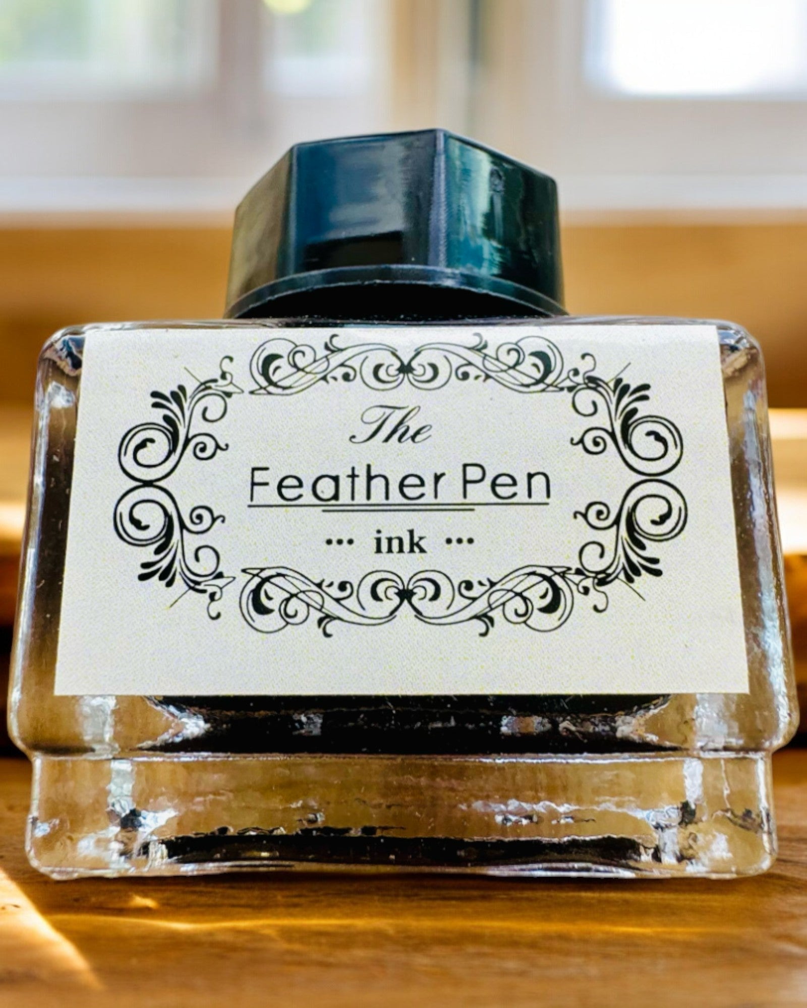 Gavesæt - Bordeaux-Lilla Gåsefjerpen "Steampunk Elegance" med Mulighed for Gravering, til gave