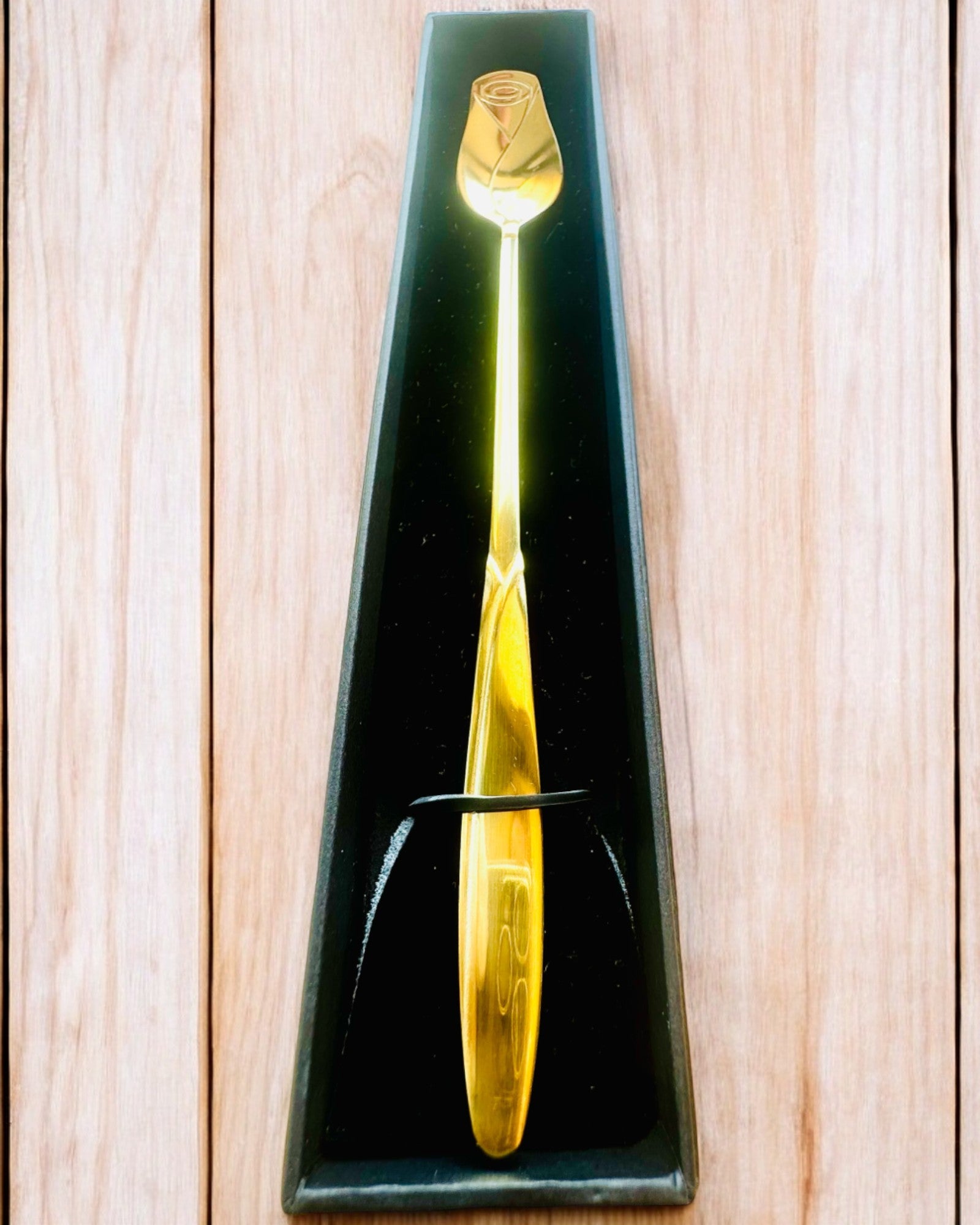 Personliggjort Rosen Ske med Mulighed for Gravering som gave - 3 farvevarianter at vælge imellem