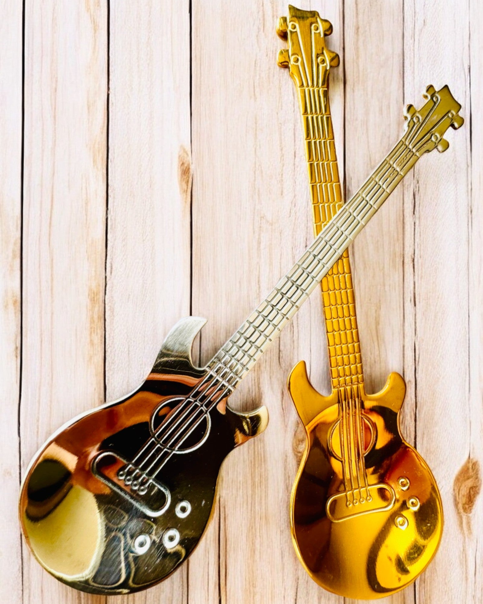 "Strunowy Hit" ske med mulighed for gravering 2 farvevarianter at vælge imellem