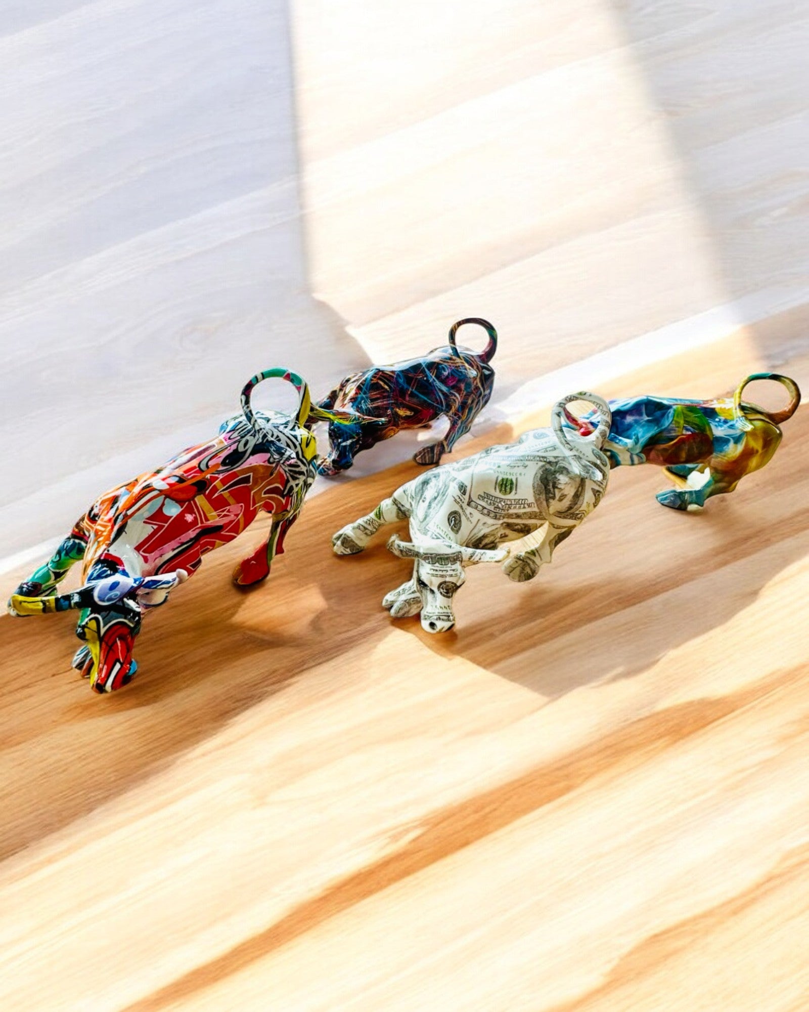 Dekorativ Skulptur Tyr "BullArt" – Unik Kunst med Mulighed for Gravering - 4 farvevarianter, til personlig gave