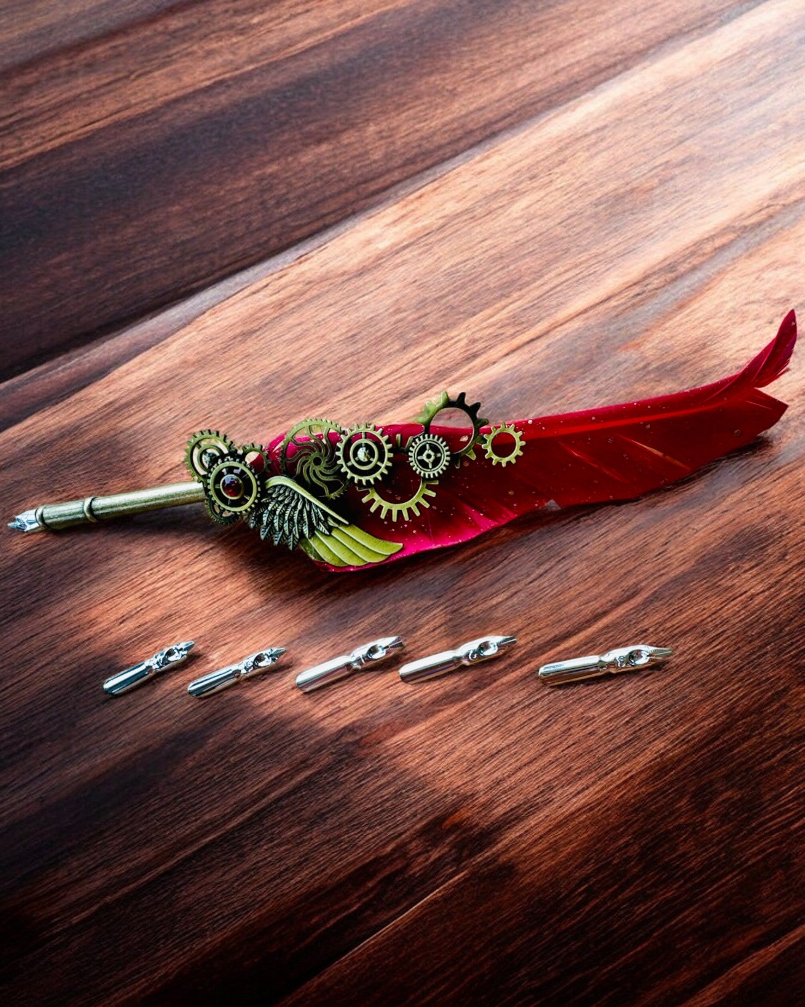 Kaligrafipenne "Steampunk Elegance" med Kalkunfjer - Håndlavet 5 varianter at vælge imellem, personliggørelse med gravering til gave