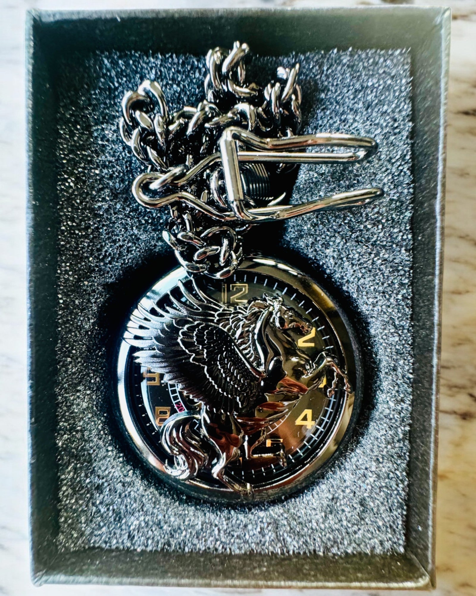 Lommeur "Equus Tempus" - Sort med Hestemotiv, mulighed for personlig gravering - sort urskive