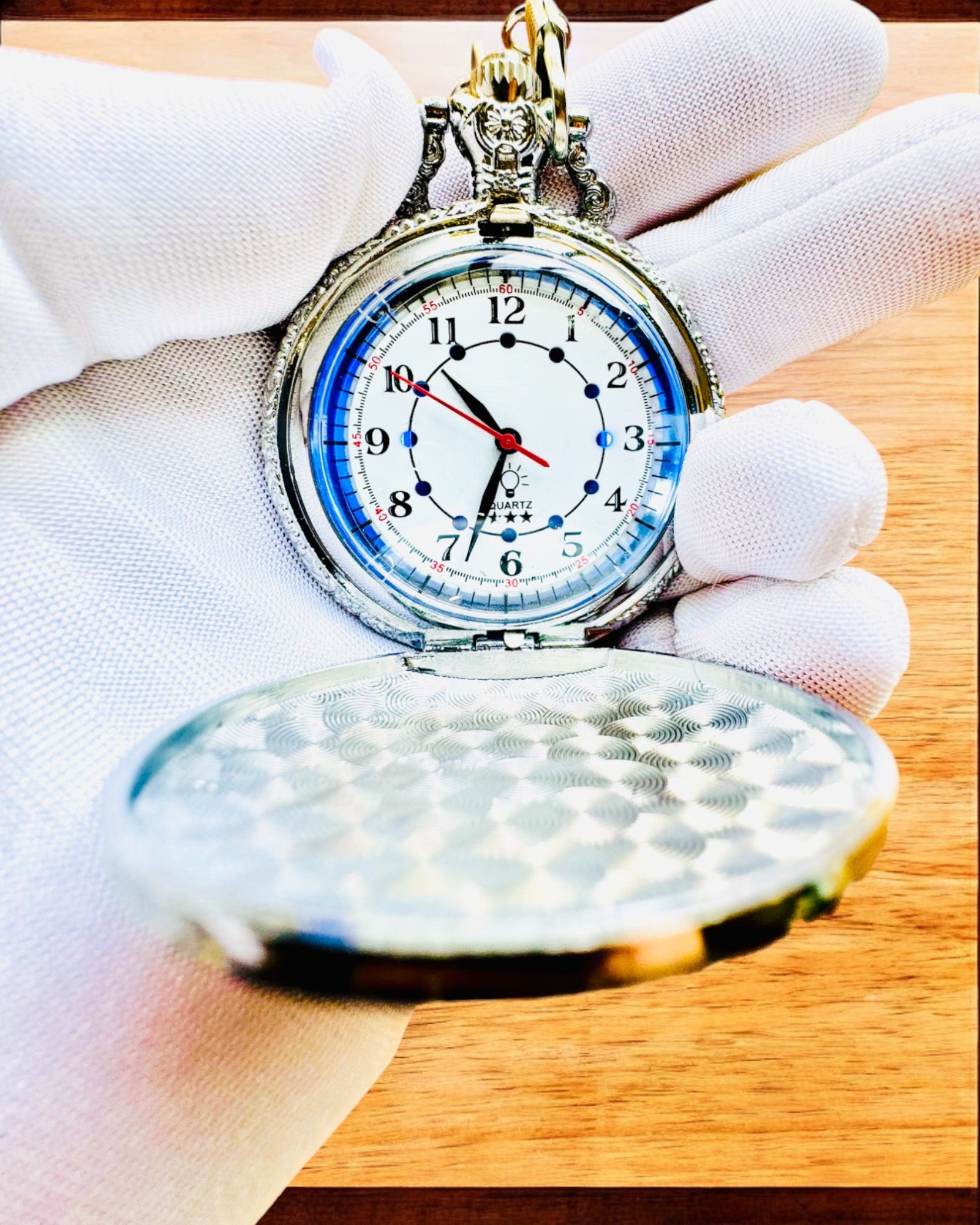 Lommeur "Motocyklowy Elegancik 2" – Gravering til gave, 3 farvevarianter