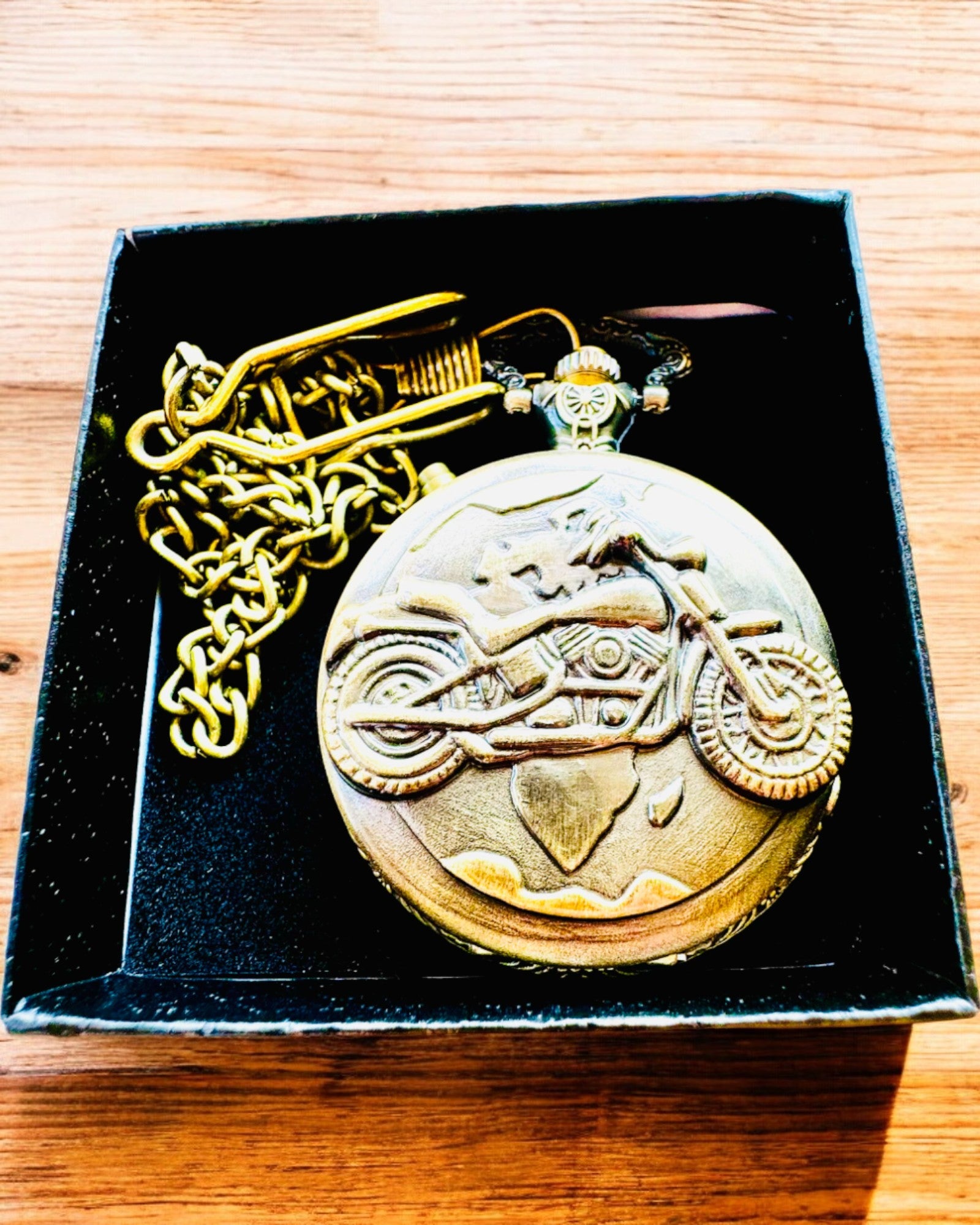 Lommeur "Motocyklowy Elegancik 2" – Gravering til gave, 3 farvevarianter