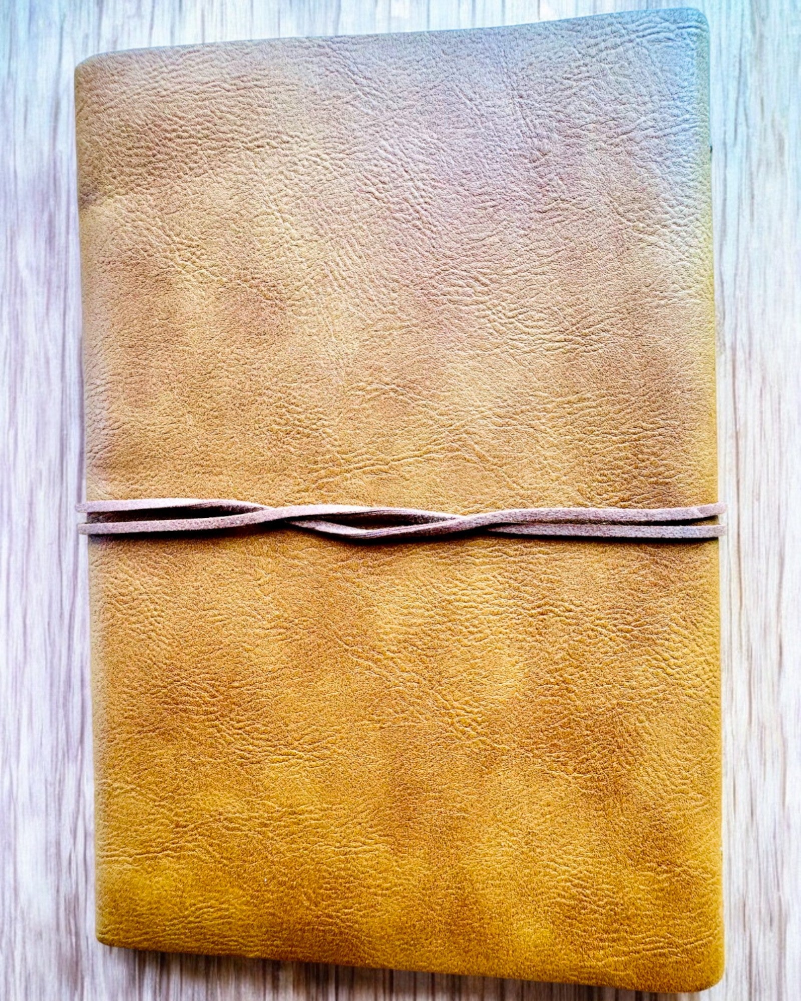 Notatbog "Efterårsblade" Format A5, mulighed for personliggørelse med gravering til gave