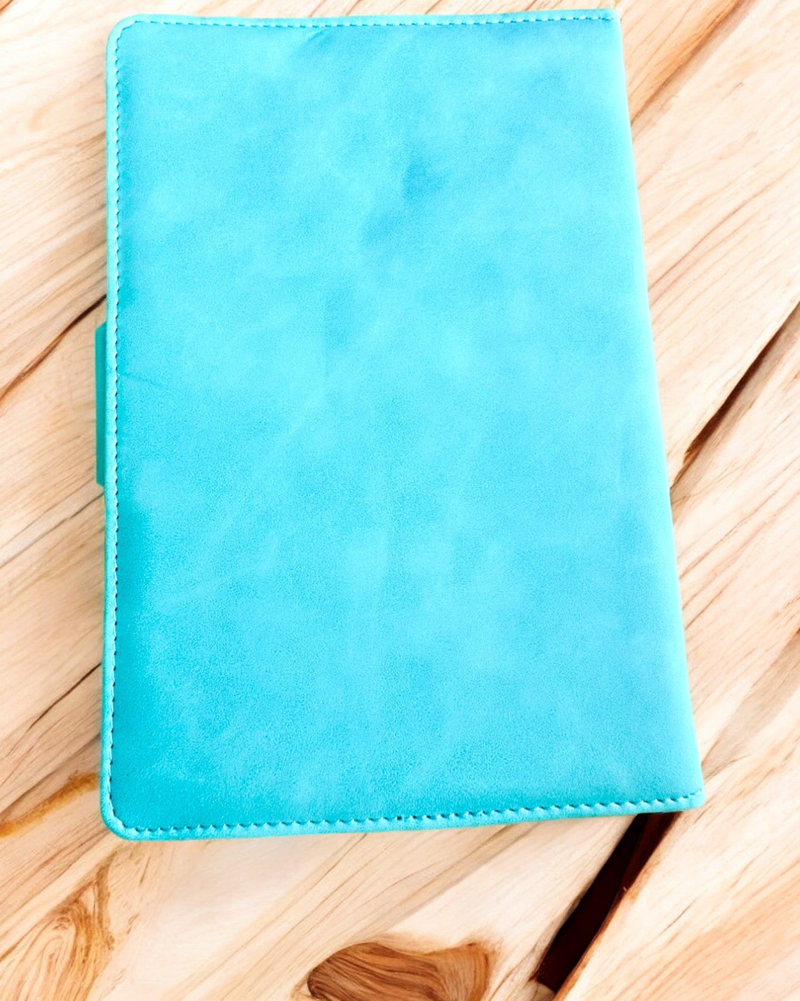 Eksklusiv Notesbog, PU-læder, A5 med Kodelås - "Secret Journal", personliggørelse med gravering