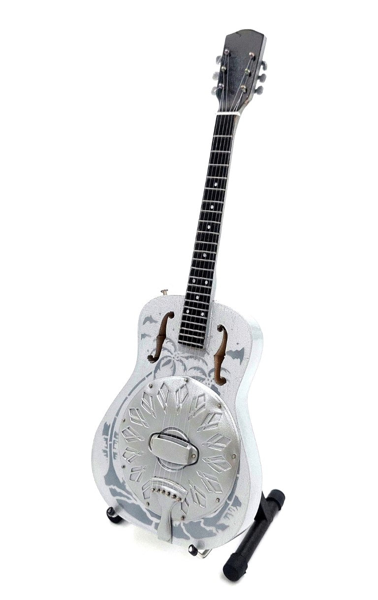Mini-guitar MGT-0901 i M. Knopler-stil