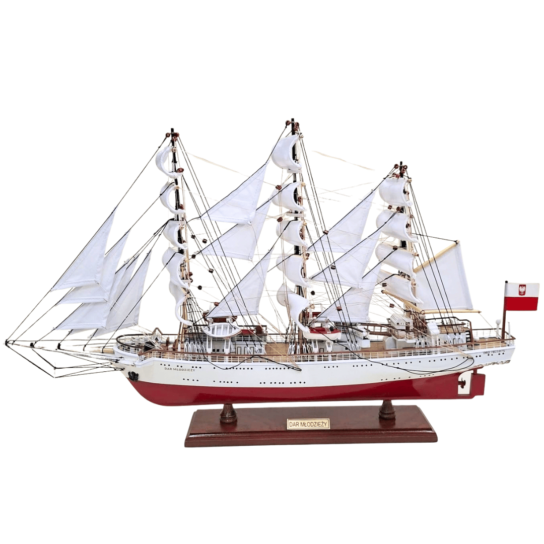 Eksklusiv model af sejlskibet Dar Młodzieży XXL 71 cm med mulighed for personlig gravering