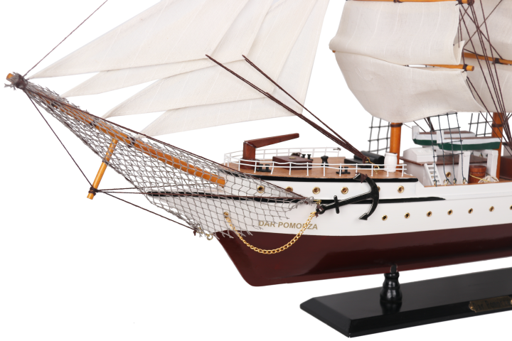 Model af sejlskibet Dar Pomorza 80cm - DARPOM80