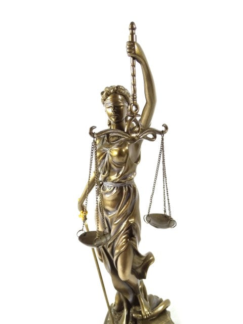 Themis-figur 35 cm - gave til advokat eller dommer - MC-90037