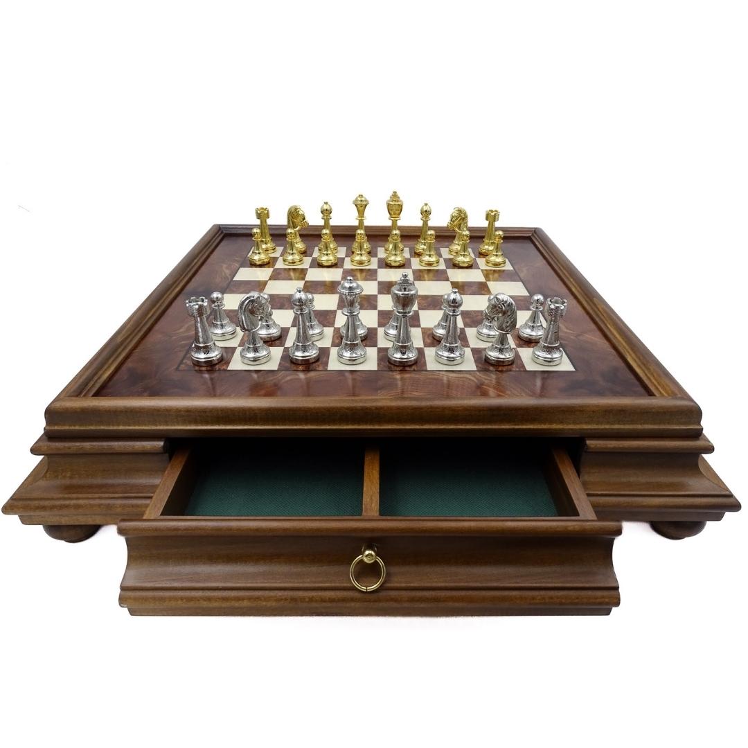 Stort eksklusivt skakspil Italfama i forgyldt metal 53x53 cm – N137