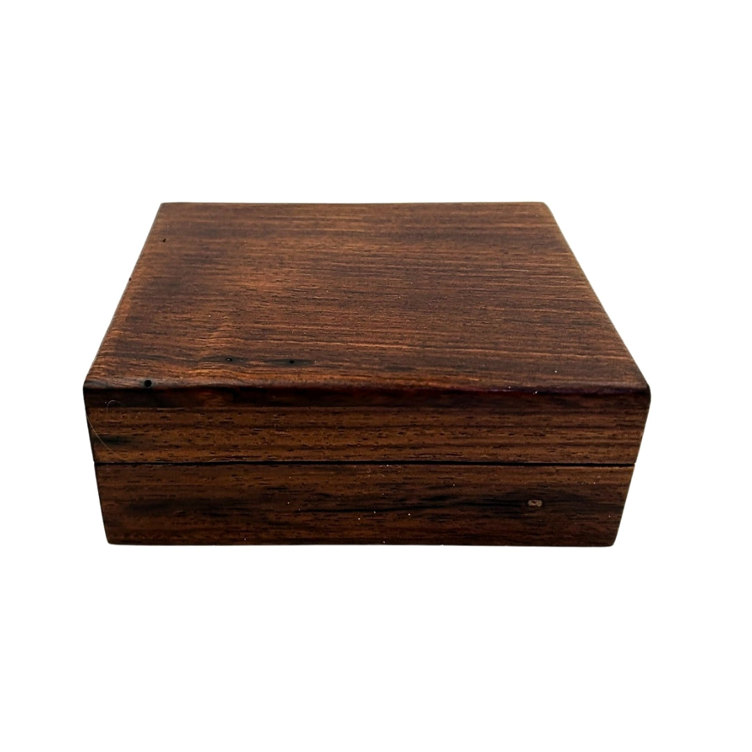 Messingkompas Dollond i trææske med solurfunktion - ideel som gave med mulighed for gravering - antik stil, mål 7,5 x 7,5 x 3 cm