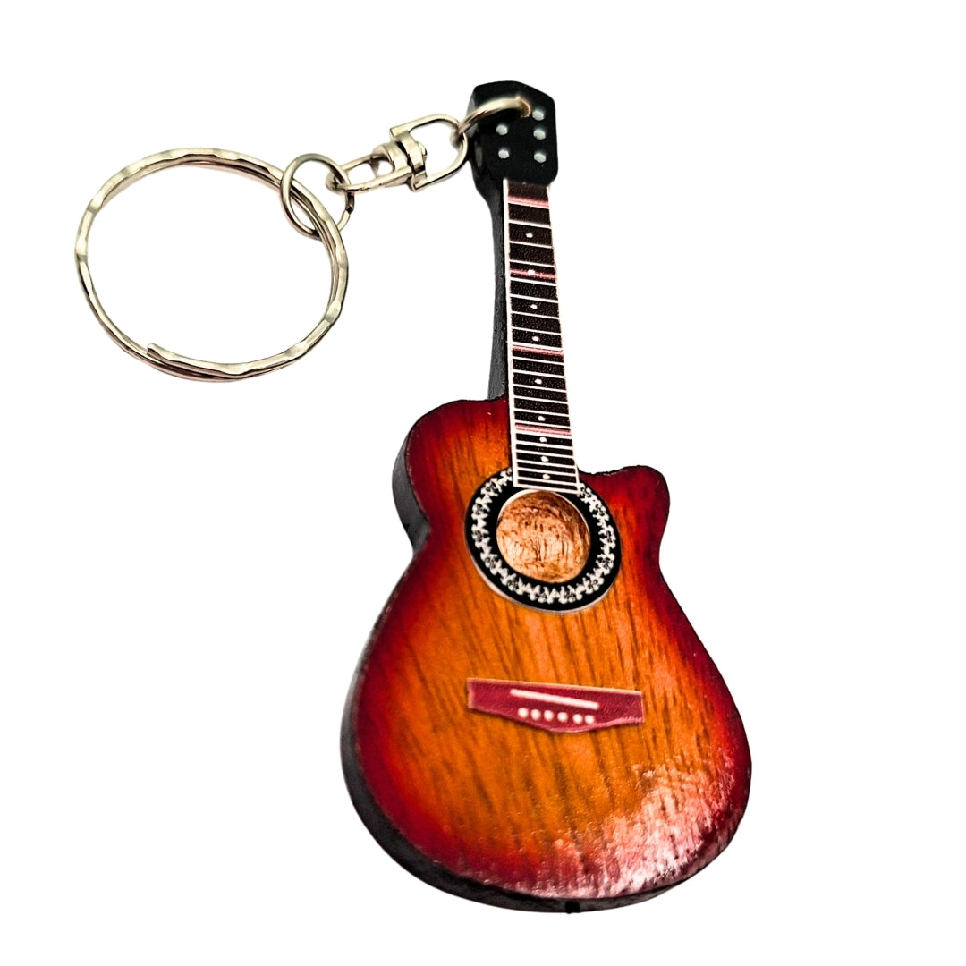 Nøglering i træ Akustisk guitar - Gave til musikeren – SGK-0413