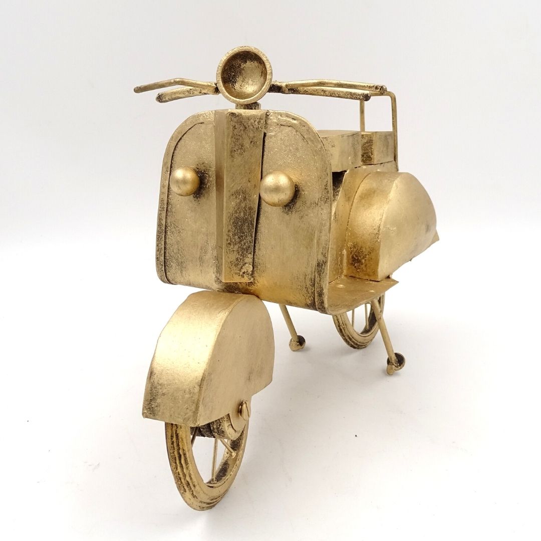 Retro scooter i metalmodel – NC2860