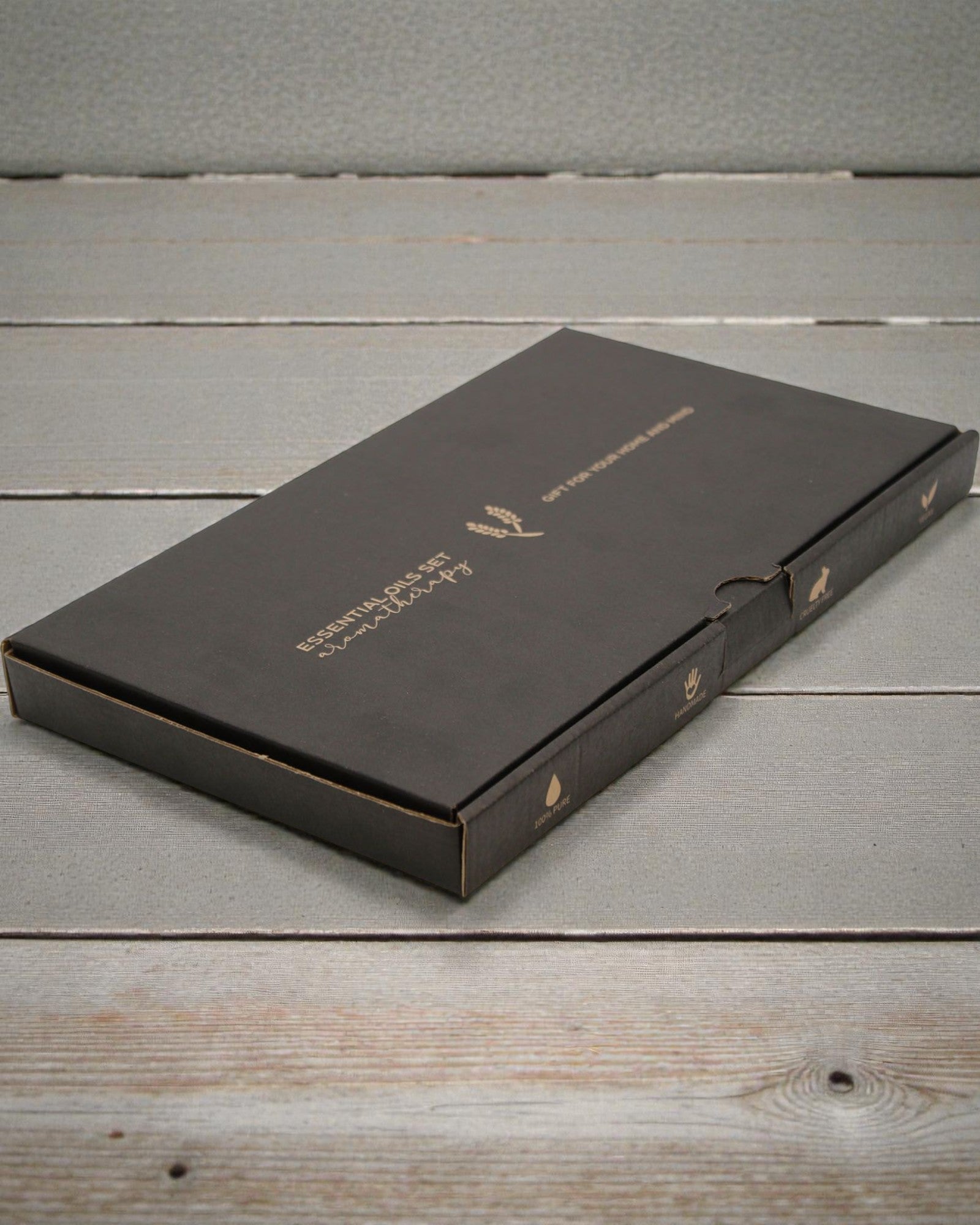 Efterårets naturharmoni – Luksussæt med 12 æteriske olier 5 ml med pipetter