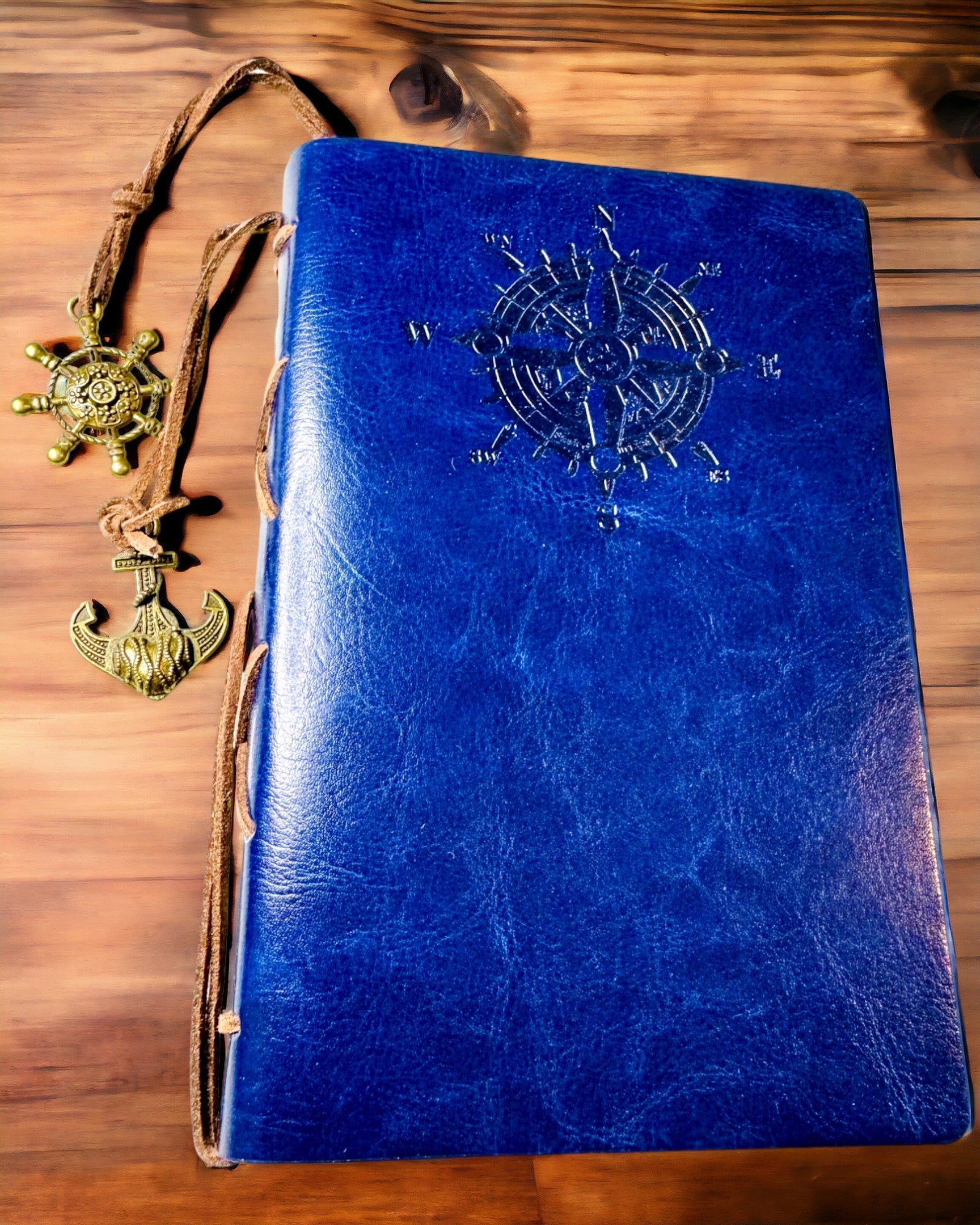 Vintage Sejlernotesbog A6 eller A7 størrelse - med Kompasmotiv og Lejede Sider - Tilgængelig i forskellige Farvevarianter, mulighed for gravering